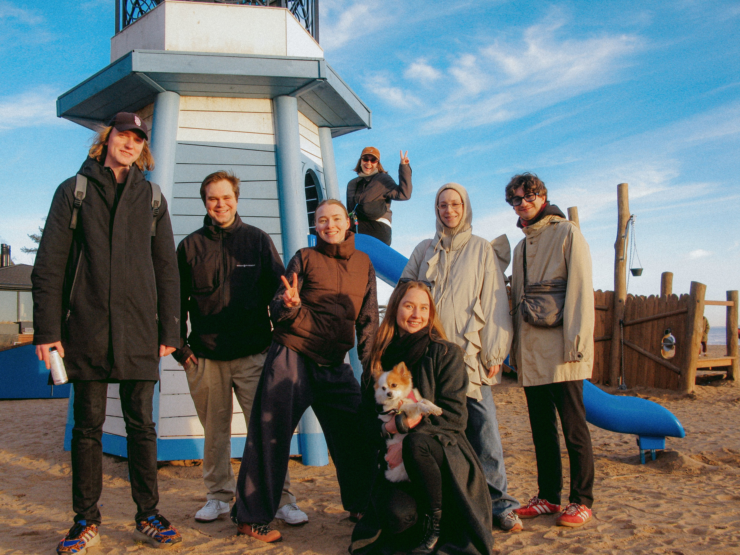 Mar. Фотограф Миланазавр