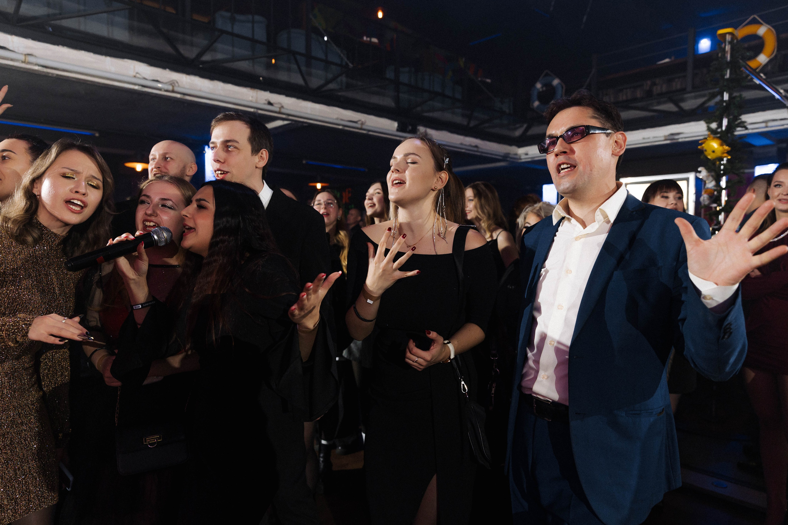 Совкомбанк Circus. Э Т О М Ы