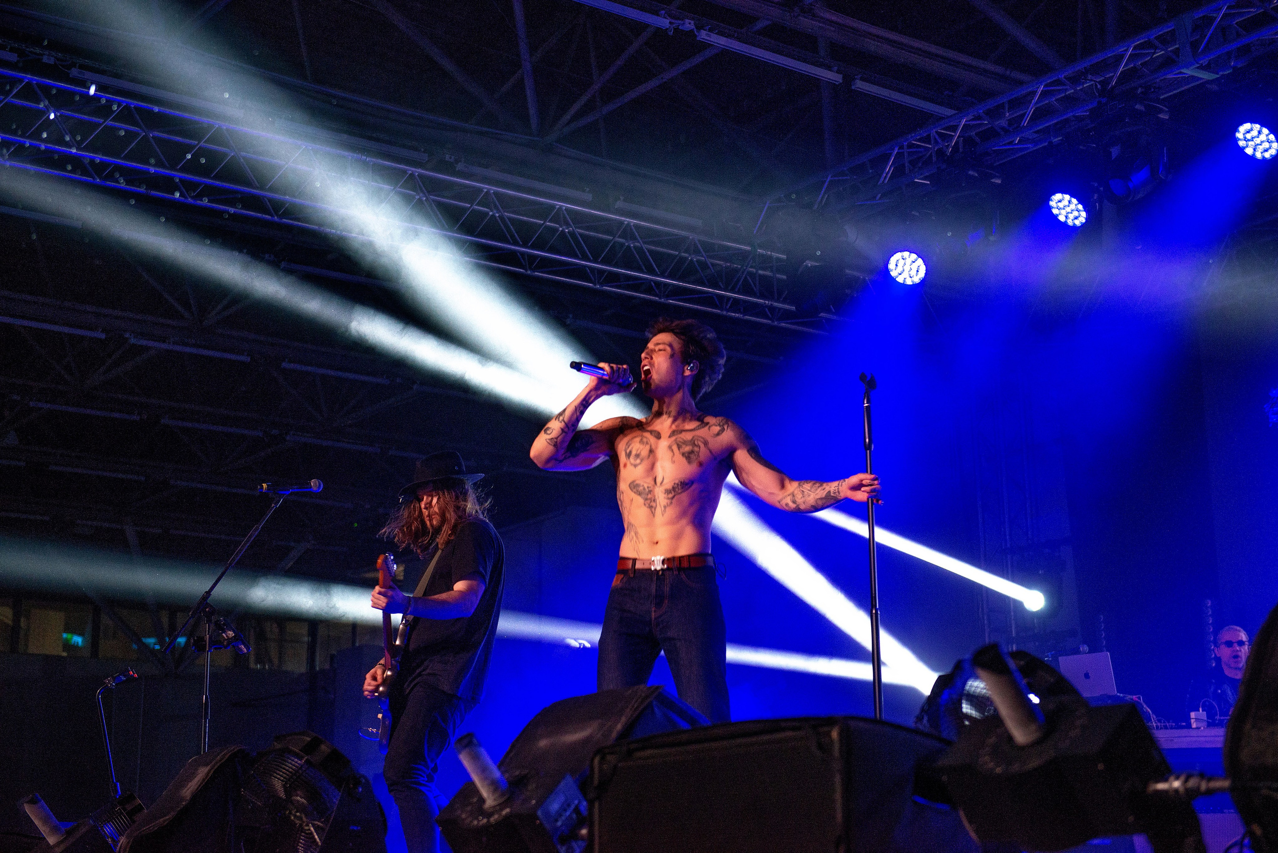 Концерт Хolidayboy. Школьный, фэшн фотограф в Тюмени и в России Ирина Королева