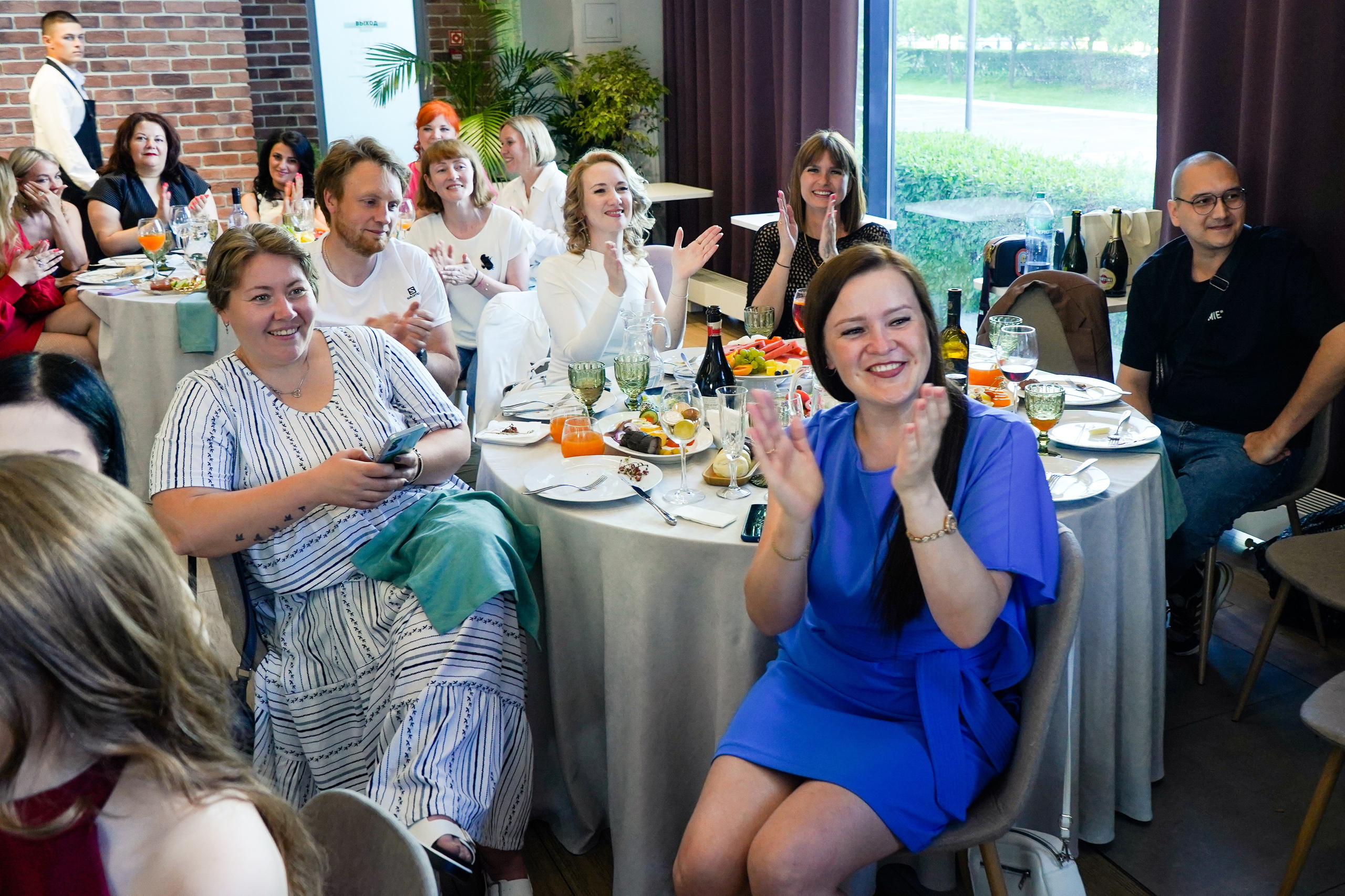 Выпускной вечер, гимназия № 40, 9 класс. Семейный и портретный фотограф в Екатеринбурге Анна Лобанова