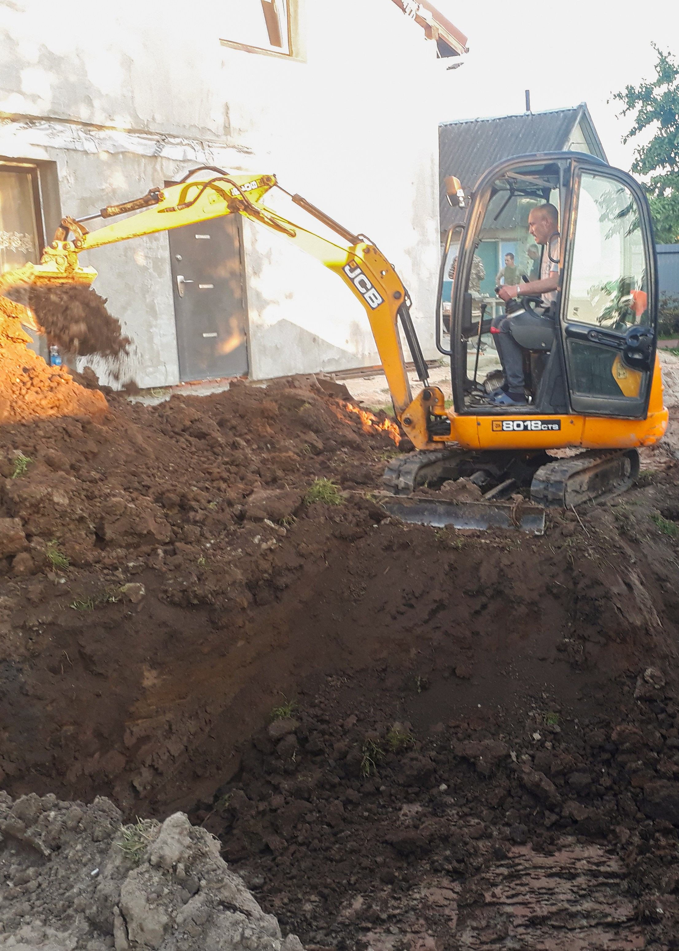 Мини-экскаватор Калининград