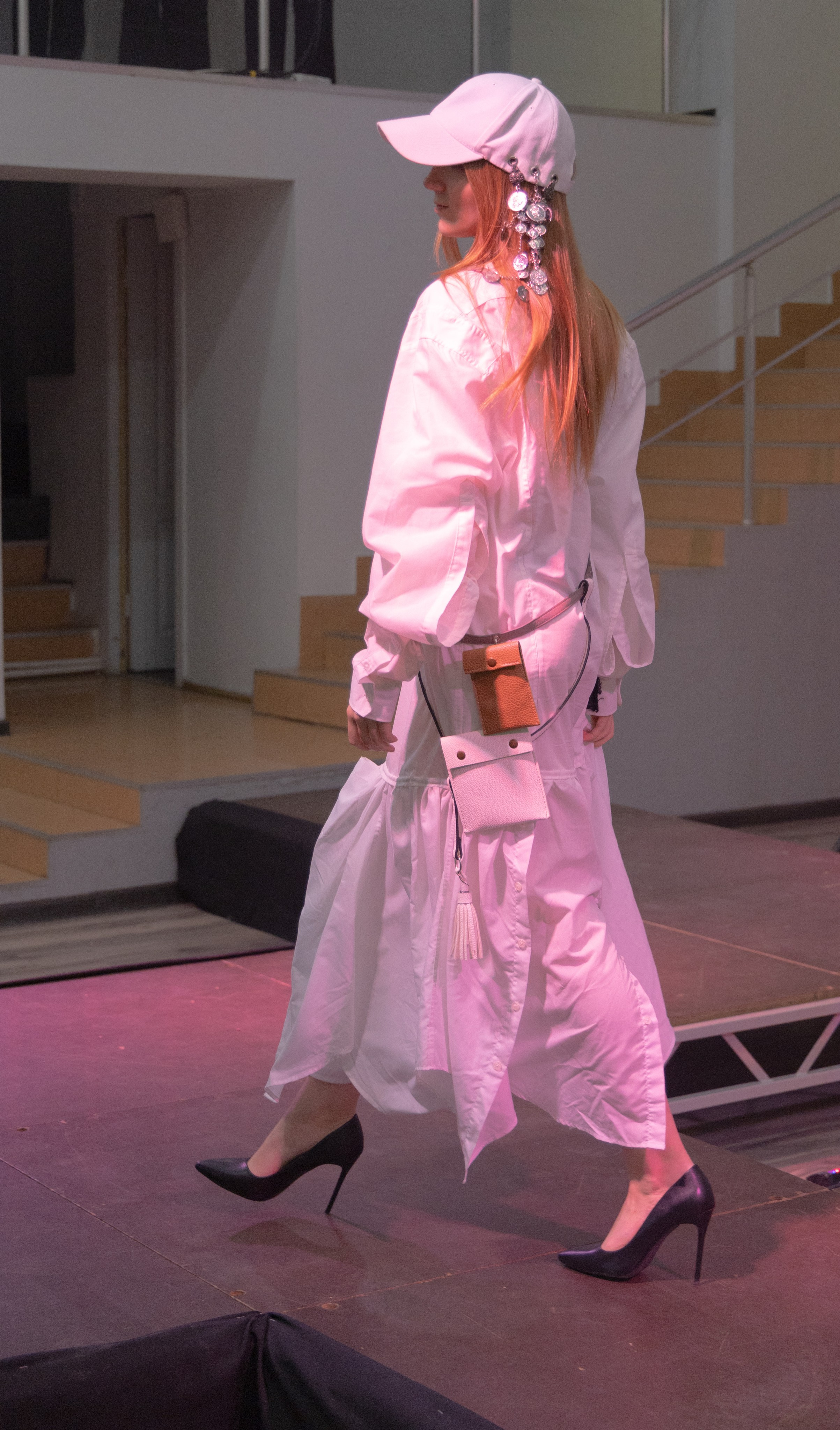 Выставка экологичных костюмов МИГ. Фотограф Твердохлебова Дарья, г. Санкт-Петербург