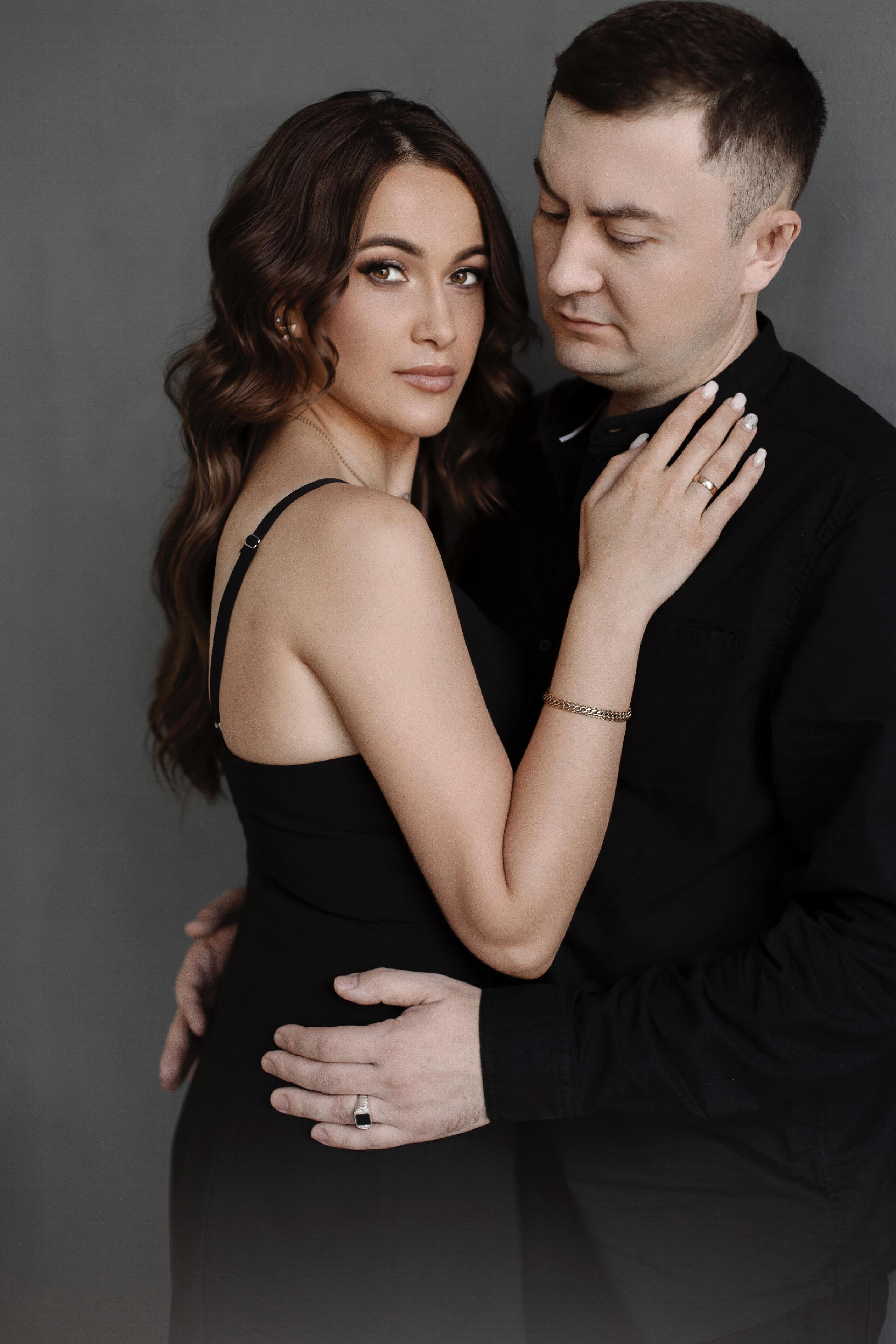 Семейная фотосессия в студии. СВАДЕБНЫЙ ФОТОГРАФ ЧЕЛЯБИНСК