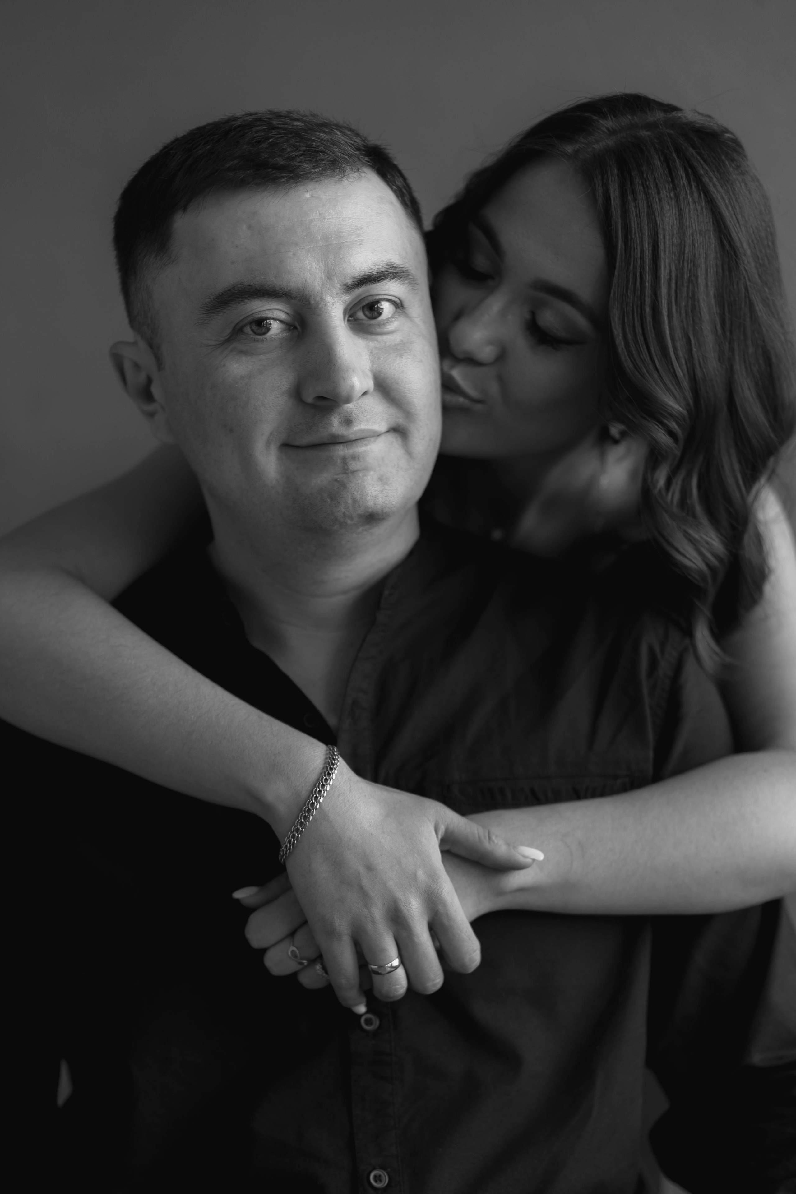 Семейная фотосессия в студии. СВАДЕБНЫЙ ФОТОГРАФ ЧЕЛЯБИНСК