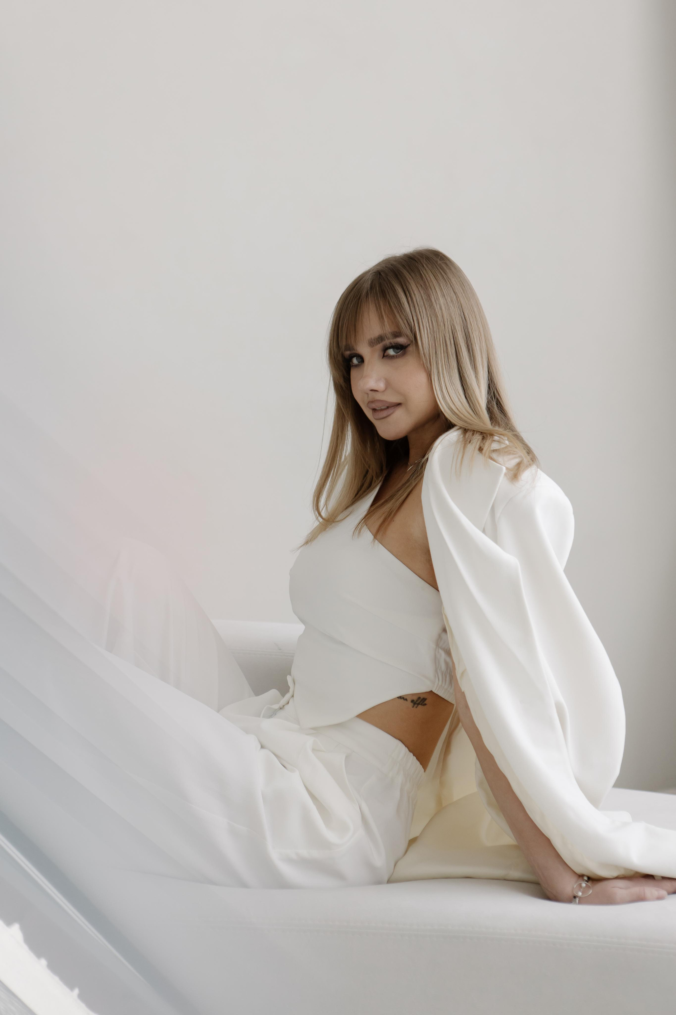 Девушка с Цветами. СВАДЕБНЫЙ ФОТОГРАФ ЧЕЛЯБИНСК