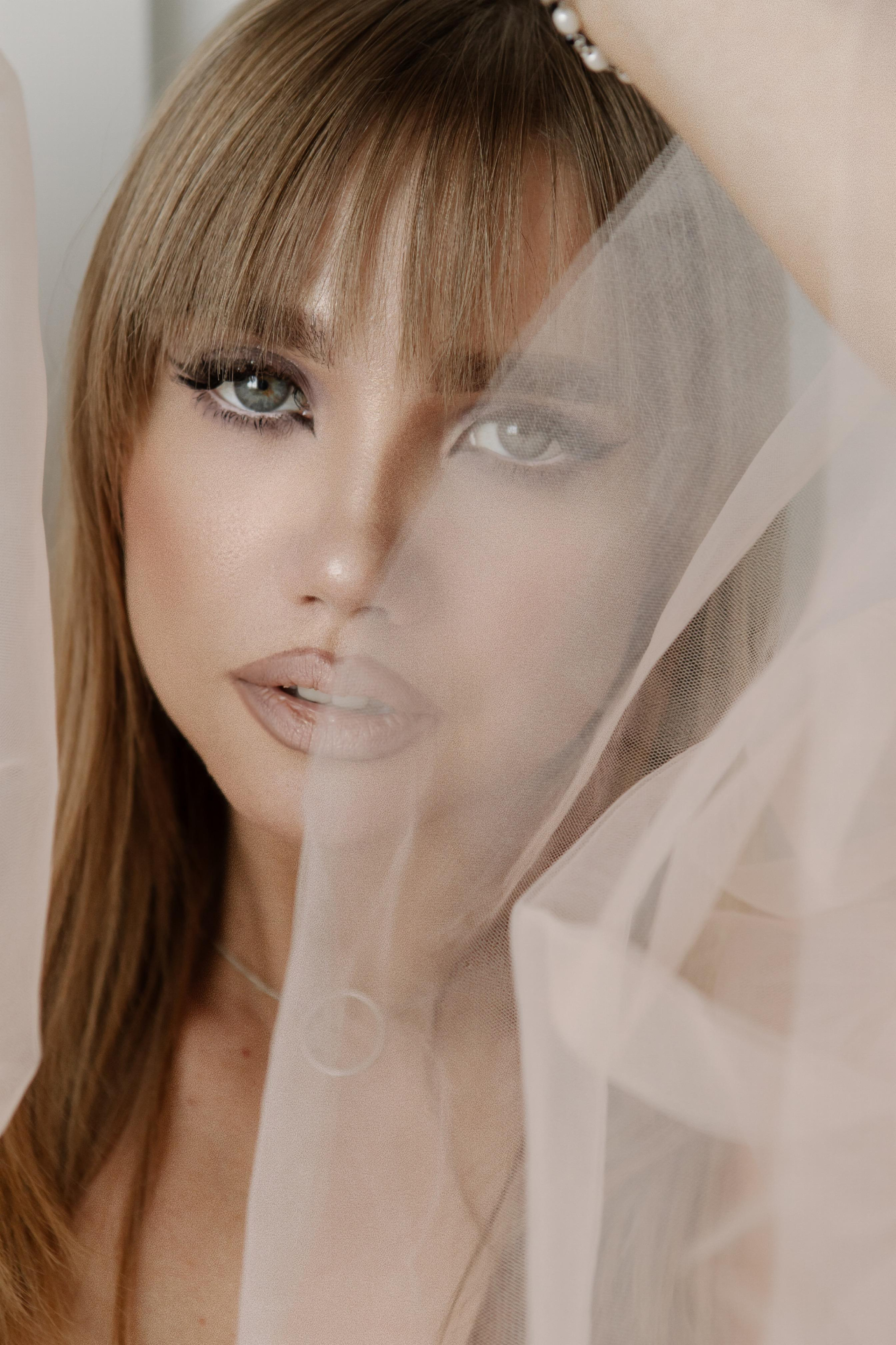 Девушка с Цветами. СВАДЕБНЫЙ ФОТОГРАФ ЧЕЛЯБИНСК