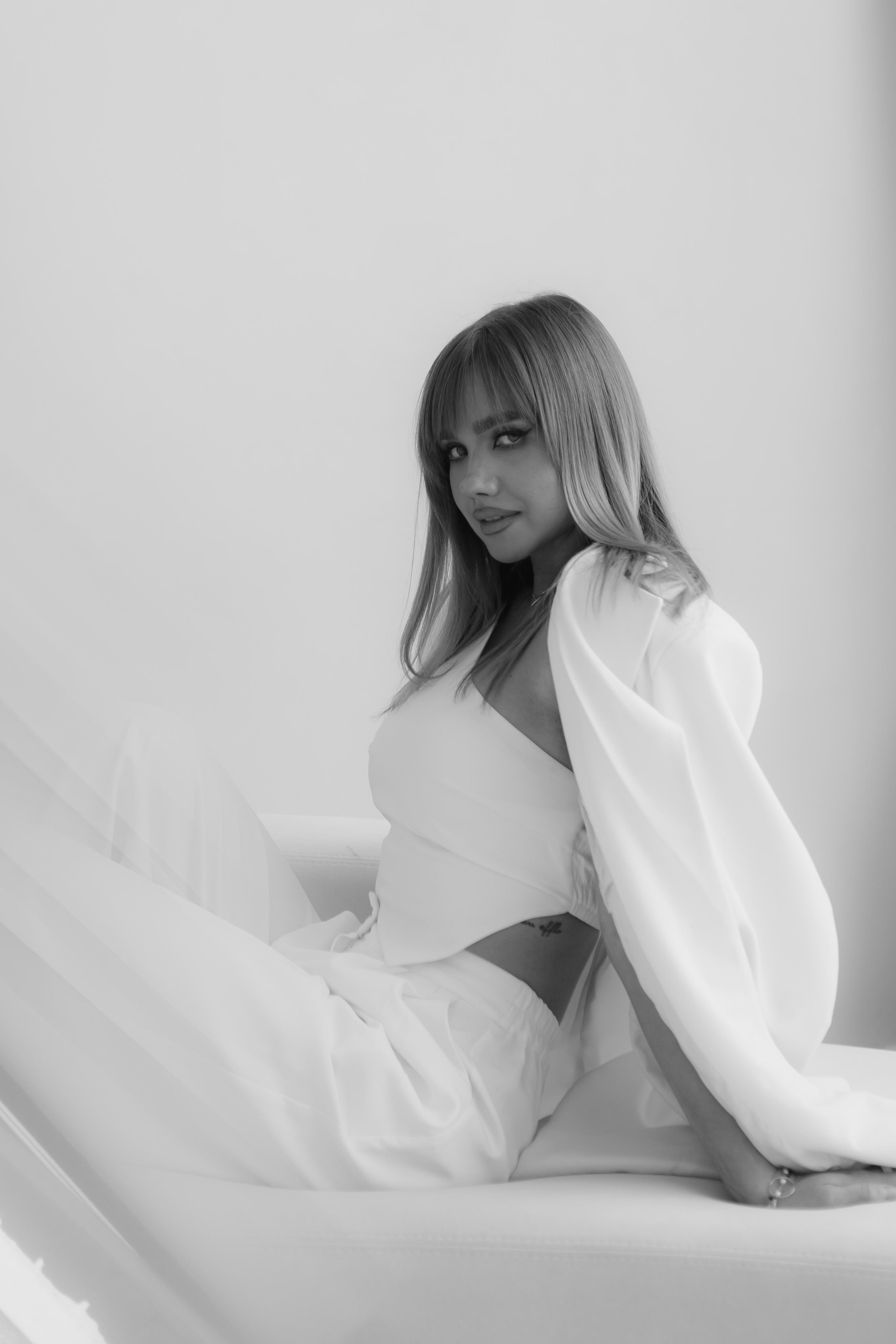 Девушка с Цветами. СВАДЕБНЫЙ ФОТОГРАФ ЧЕЛЯБИНСК