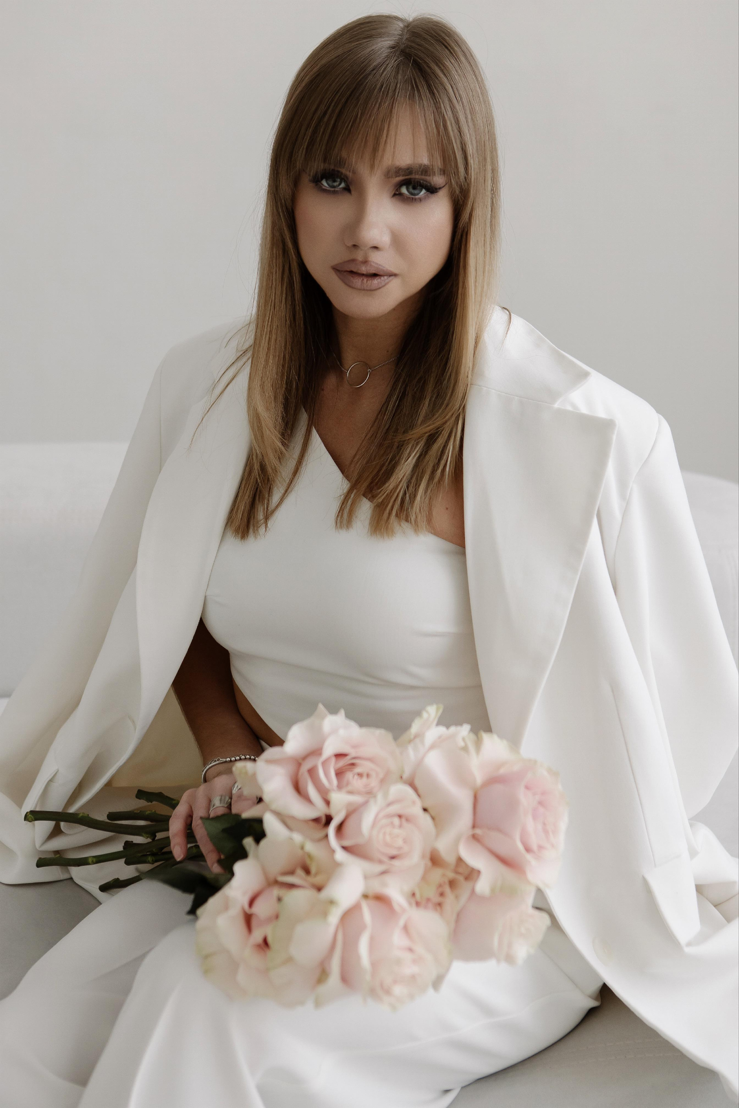 Девушка с Цветами. СВАДЕБНЫЙ ФОТОГРАФ ЧЕЛЯБИНСК