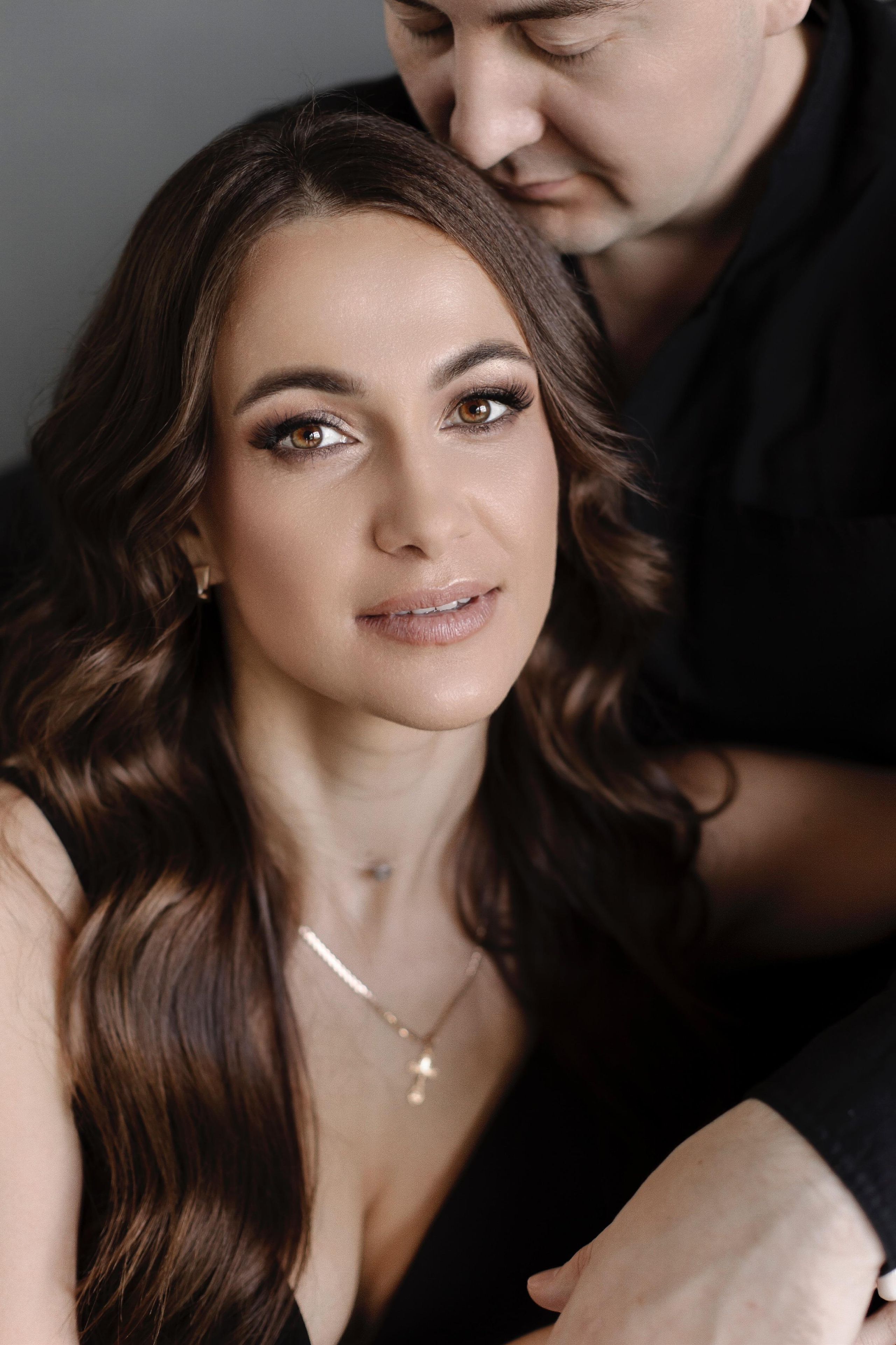 Семейная фотосессия в студии. СВАДЕБНЫЙ ФОТОГРАФ ЧЕЛЯБИНСК