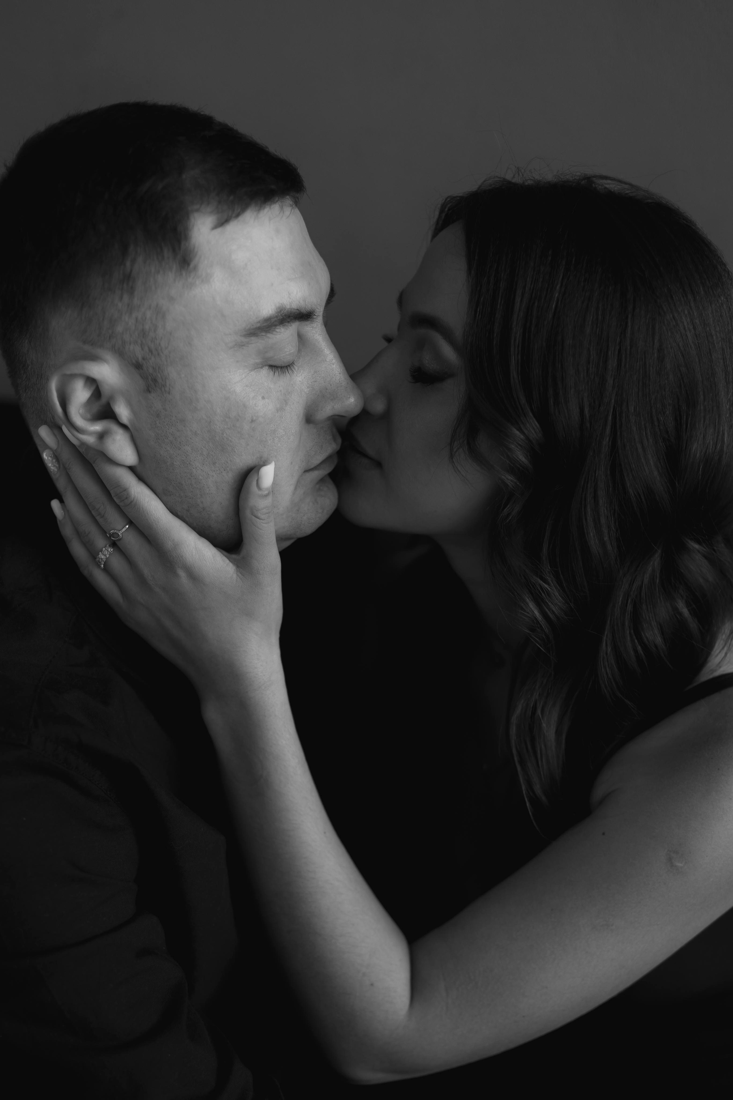 Семейная фотосессия в студии. СВАДЕБНЫЙ ФОТОГРАФ ЧЕЛЯБИНСК