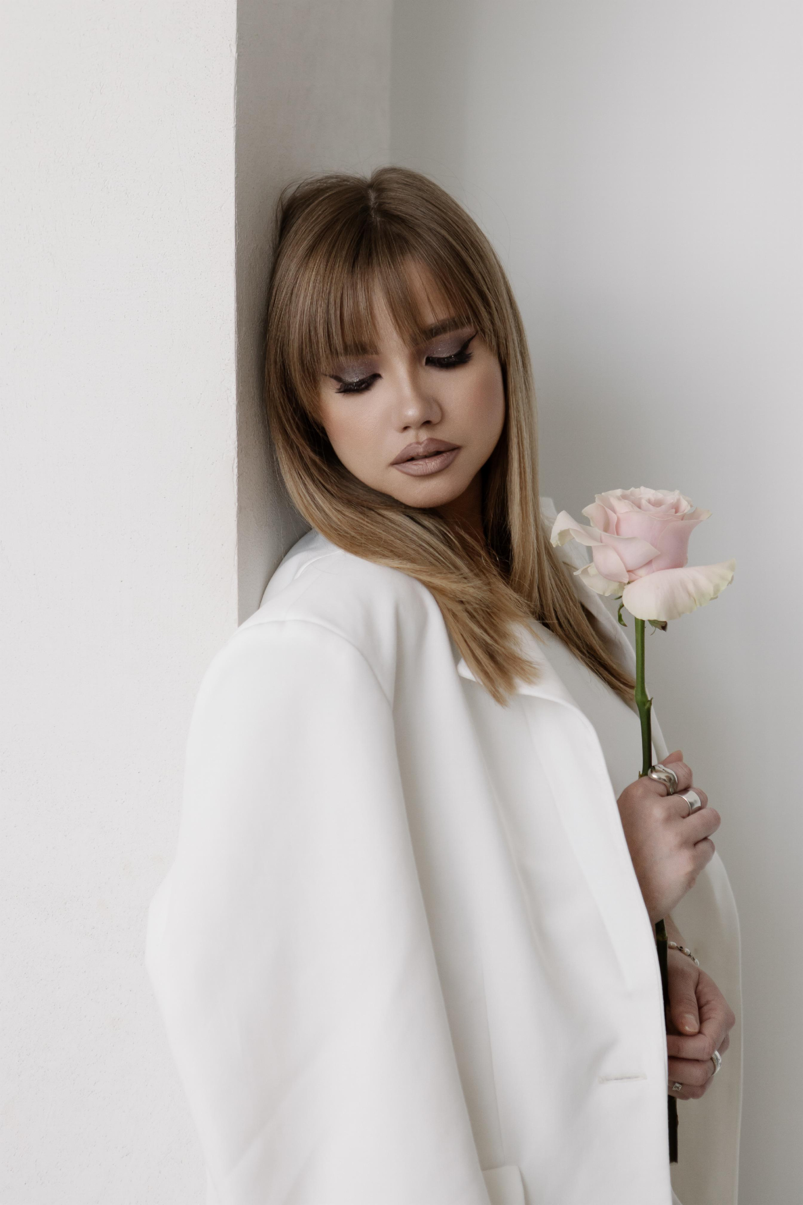 Девушка с Цветами. СВАДЕБНЫЙ ФОТОГРАФ ЧЕЛЯБИНСК