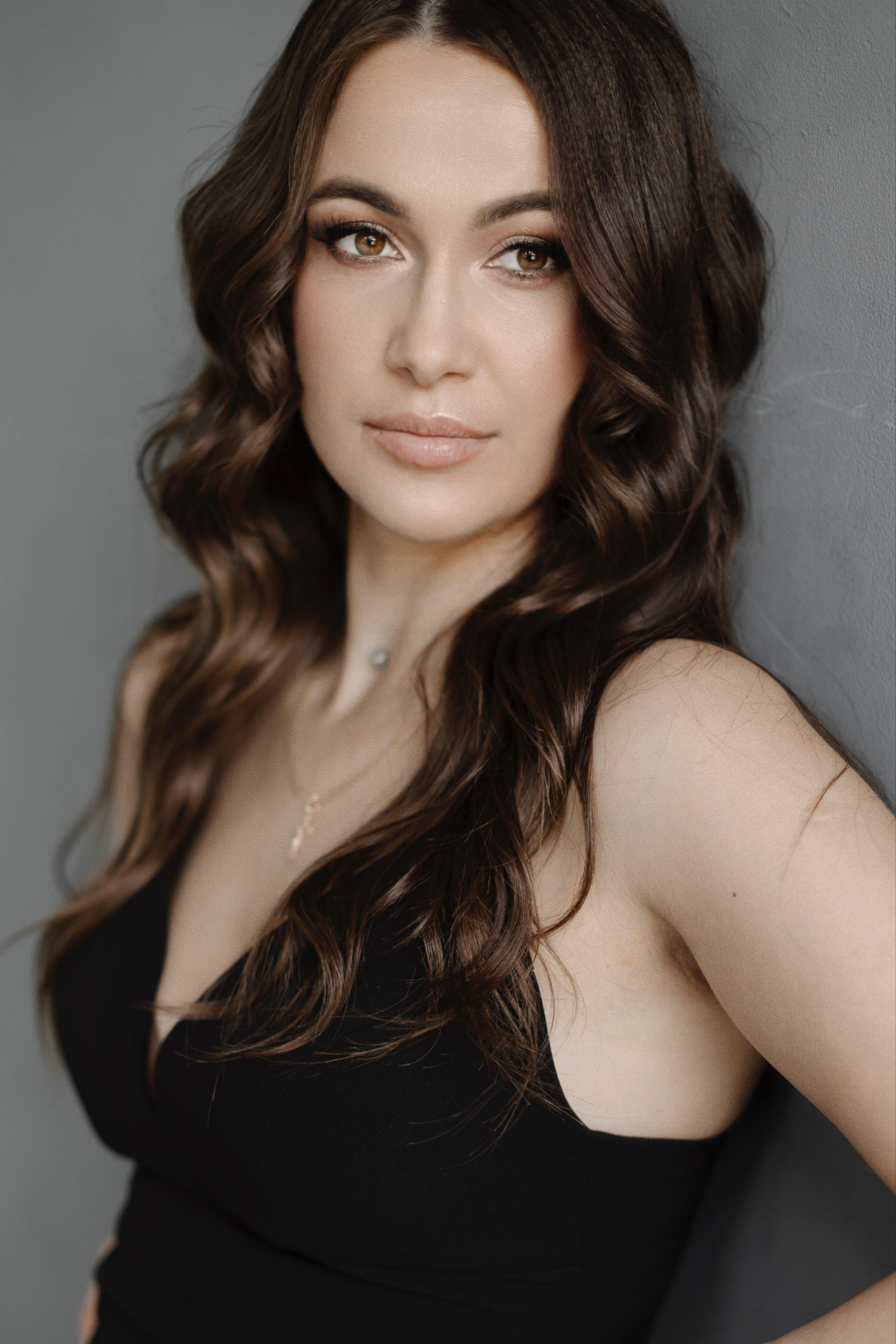 Семейная фотосессия в студии. СВАДЕБНЫЙ ФОТОГРАФ ЧЕЛЯБИНСК