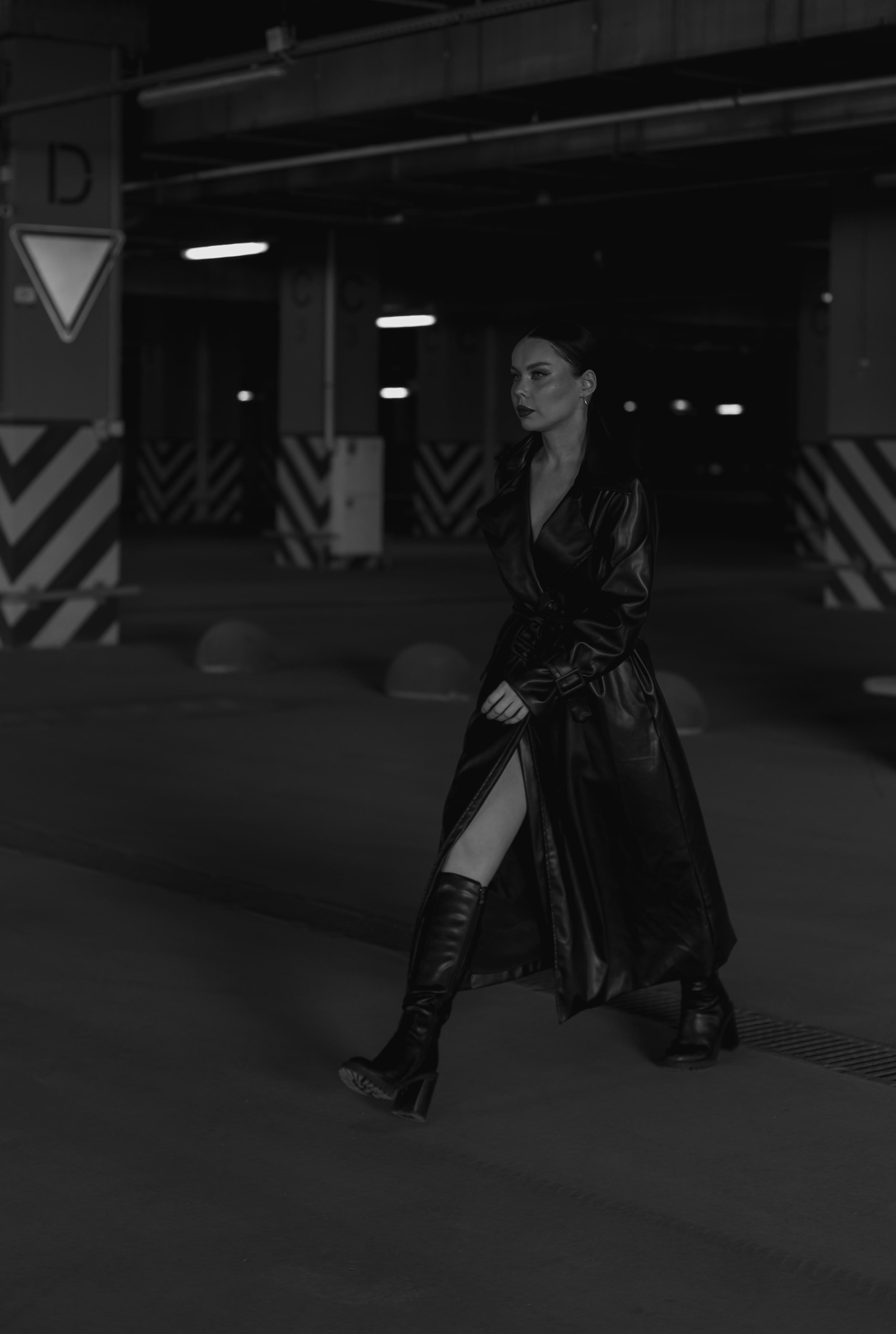 Съемка на парковке. СВАДЕБНЫЙ ФОТОГРАФ ЧЕЛЯБИНСК