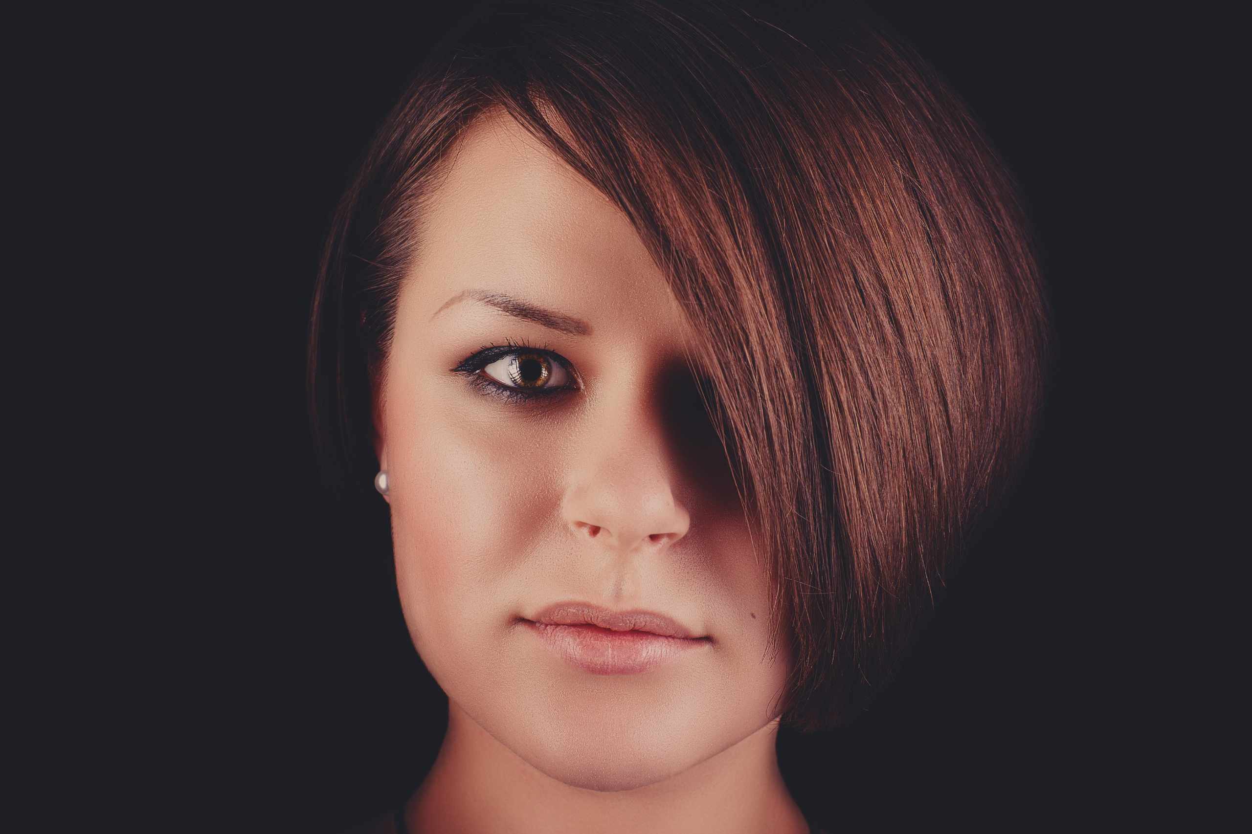 Студийный портрет. DMITRY MOISEENKO — фотограф, художник, топ-стилист