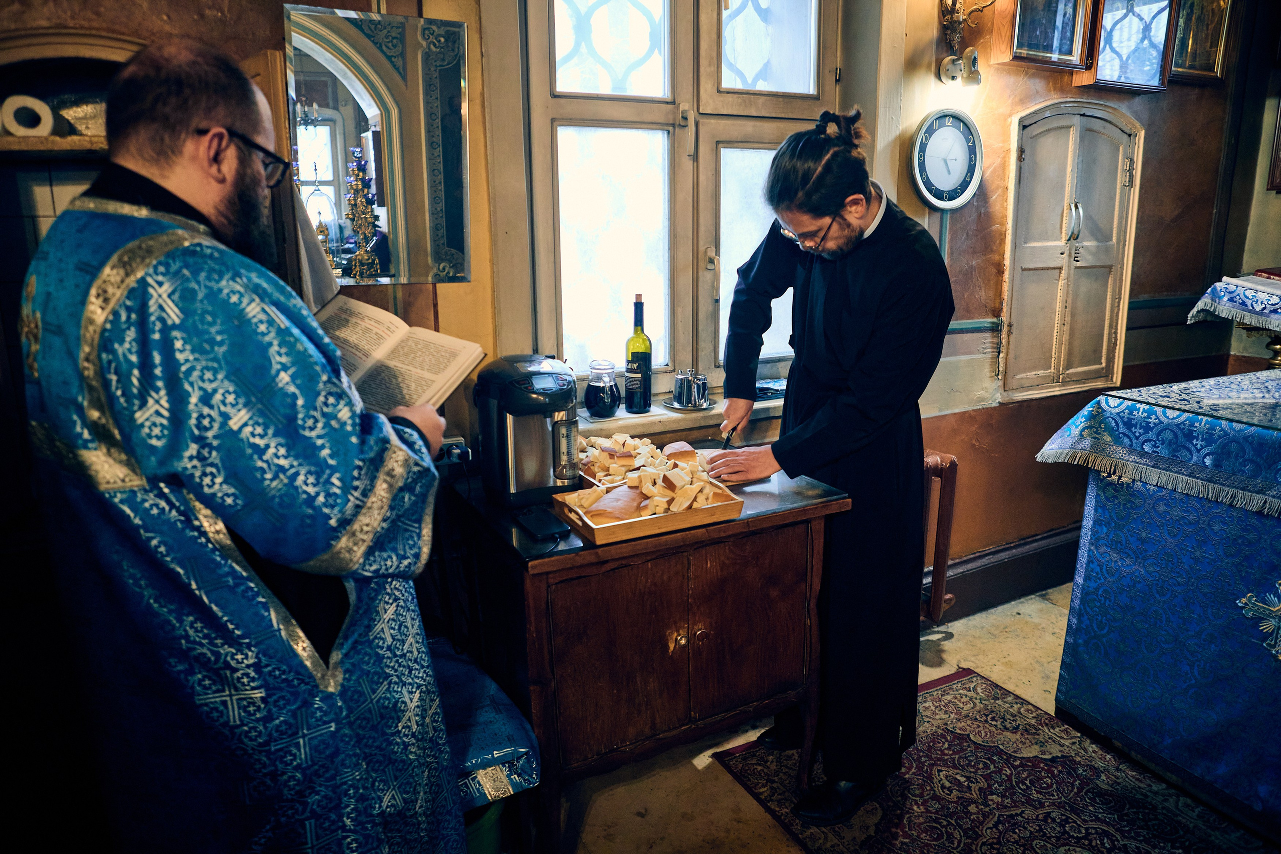 Всенощная на Благовещение Пресвятой Богородицы. DMITRY MOISEENKO — фотограф, художник, топ-стилист