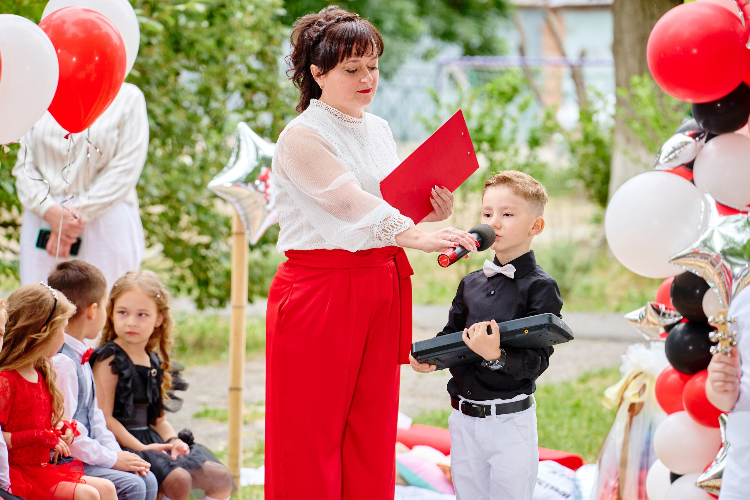 Выпускной 45 сад. Фотограф Выпускные альбомы Таганрог Сергей Коробченко