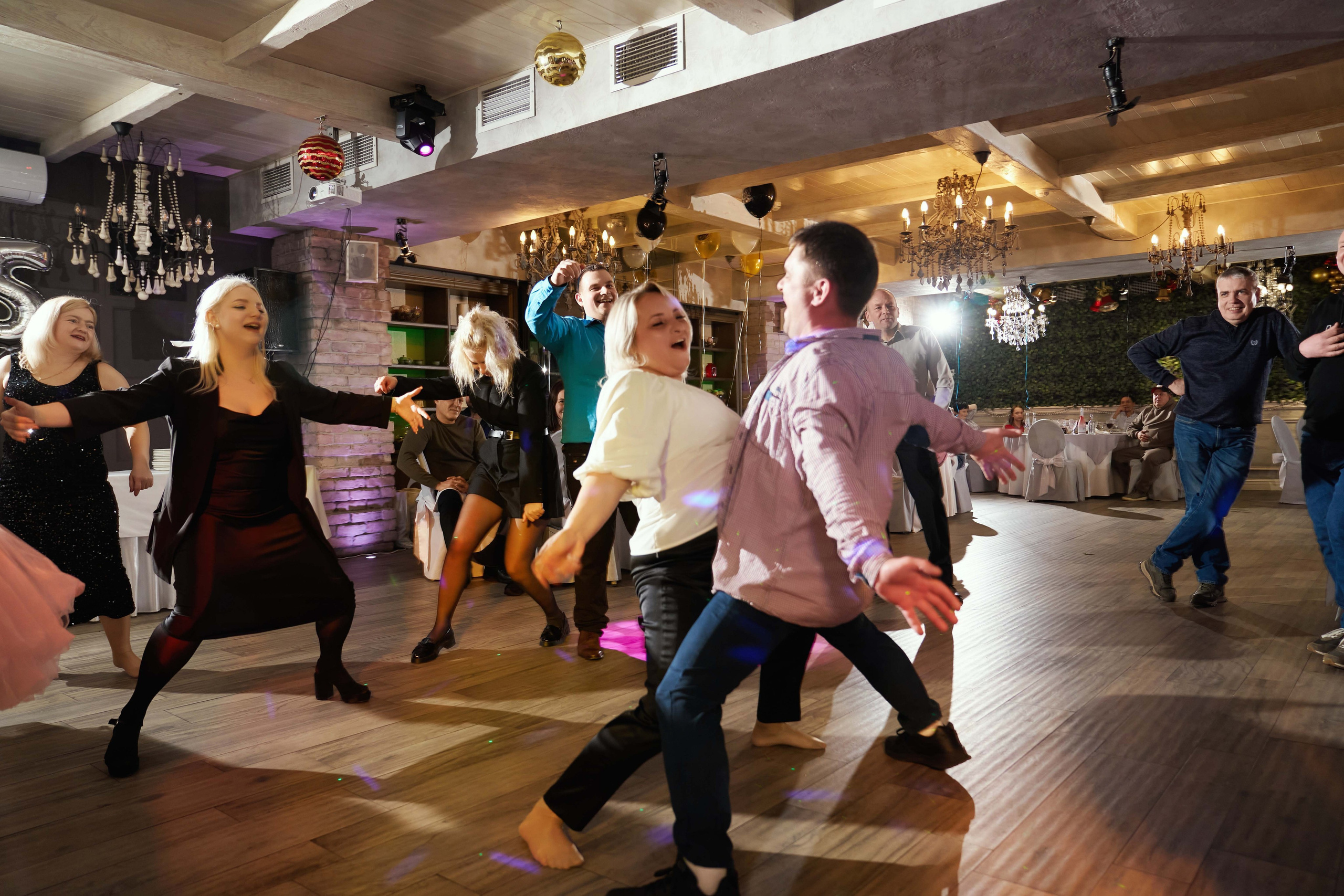 Репортажная фотосъёмка юбилея 45 лет в ресторане Стравинская гавань