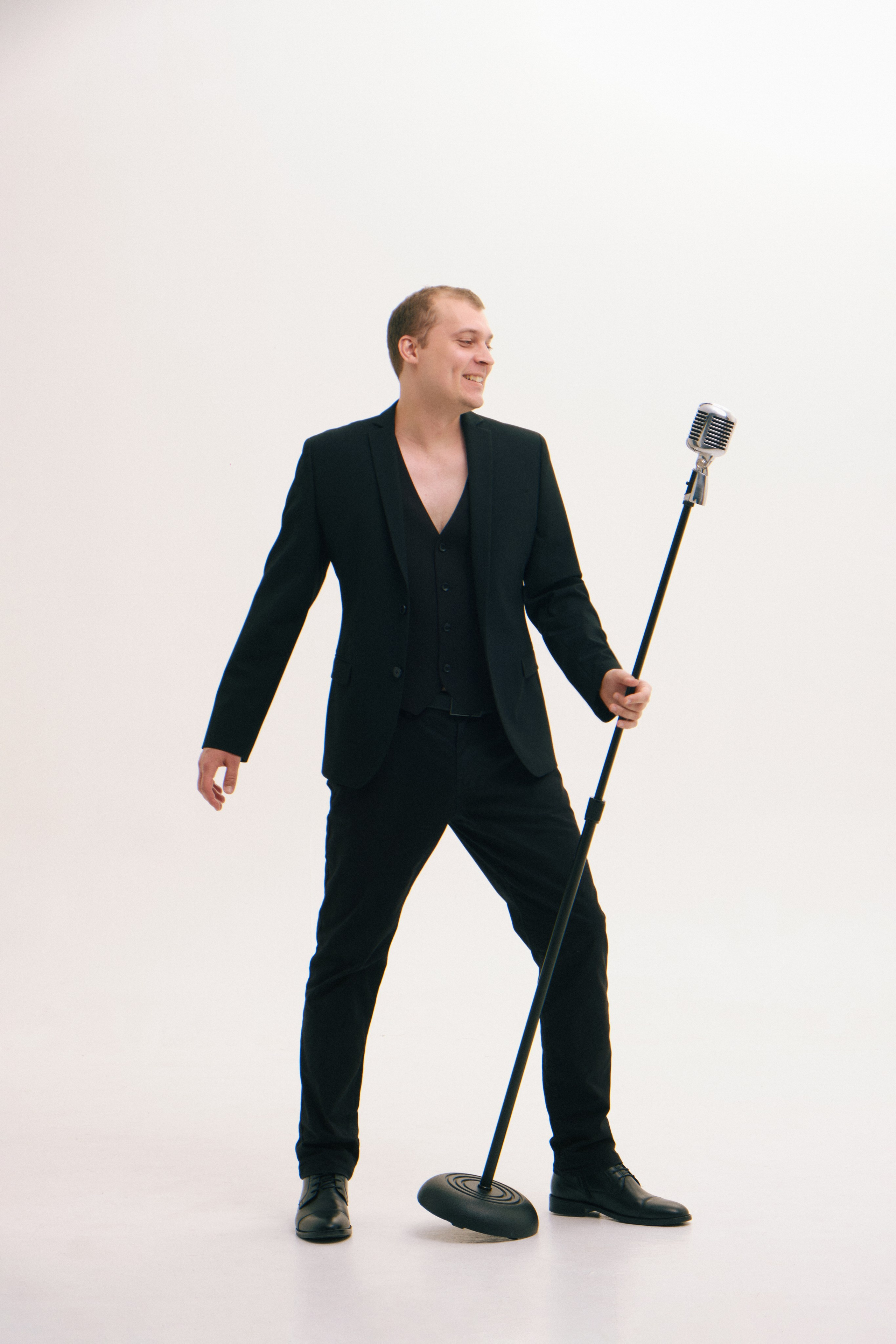 Музыкальные группы. Антон Ив