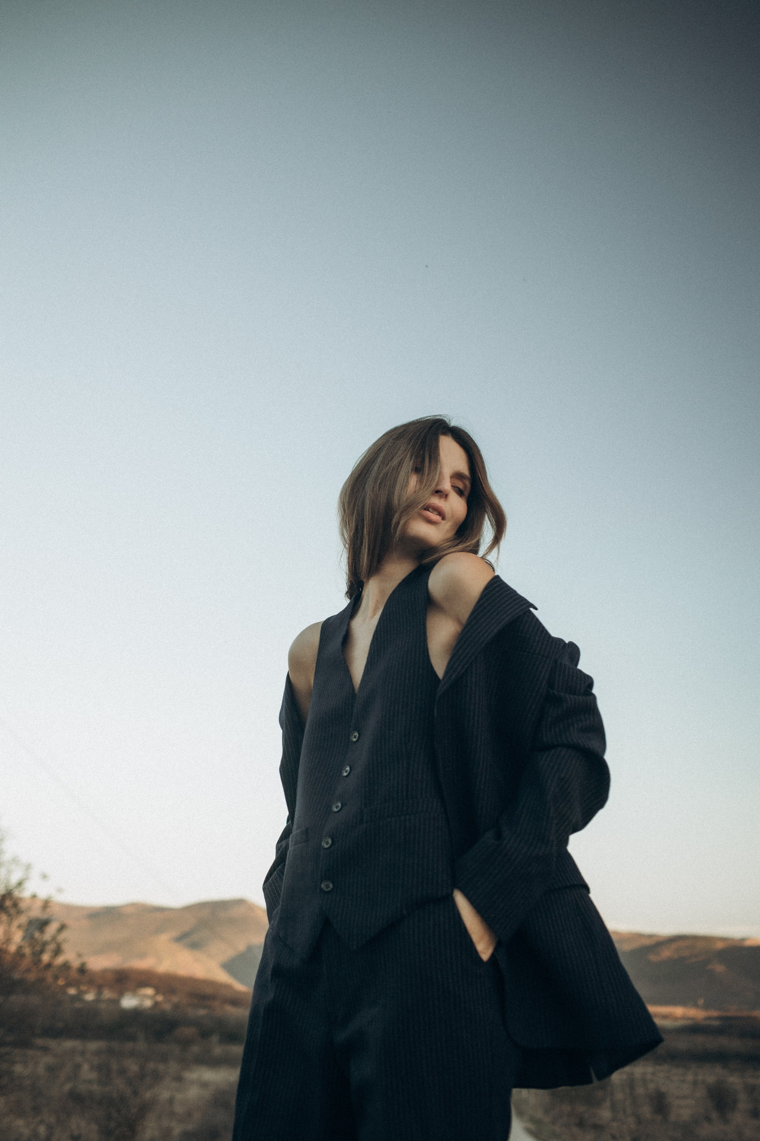 фотосессия в Байдаркой долине , Фотограф Севастополь, Ксения Выхристюк фотосессия для девушки, женский портрет, фотограф Крым, фотограф Ялта, женский фотограф, фотосессия в студии, фотосессия на природе в крыму, эстетика, позирование 