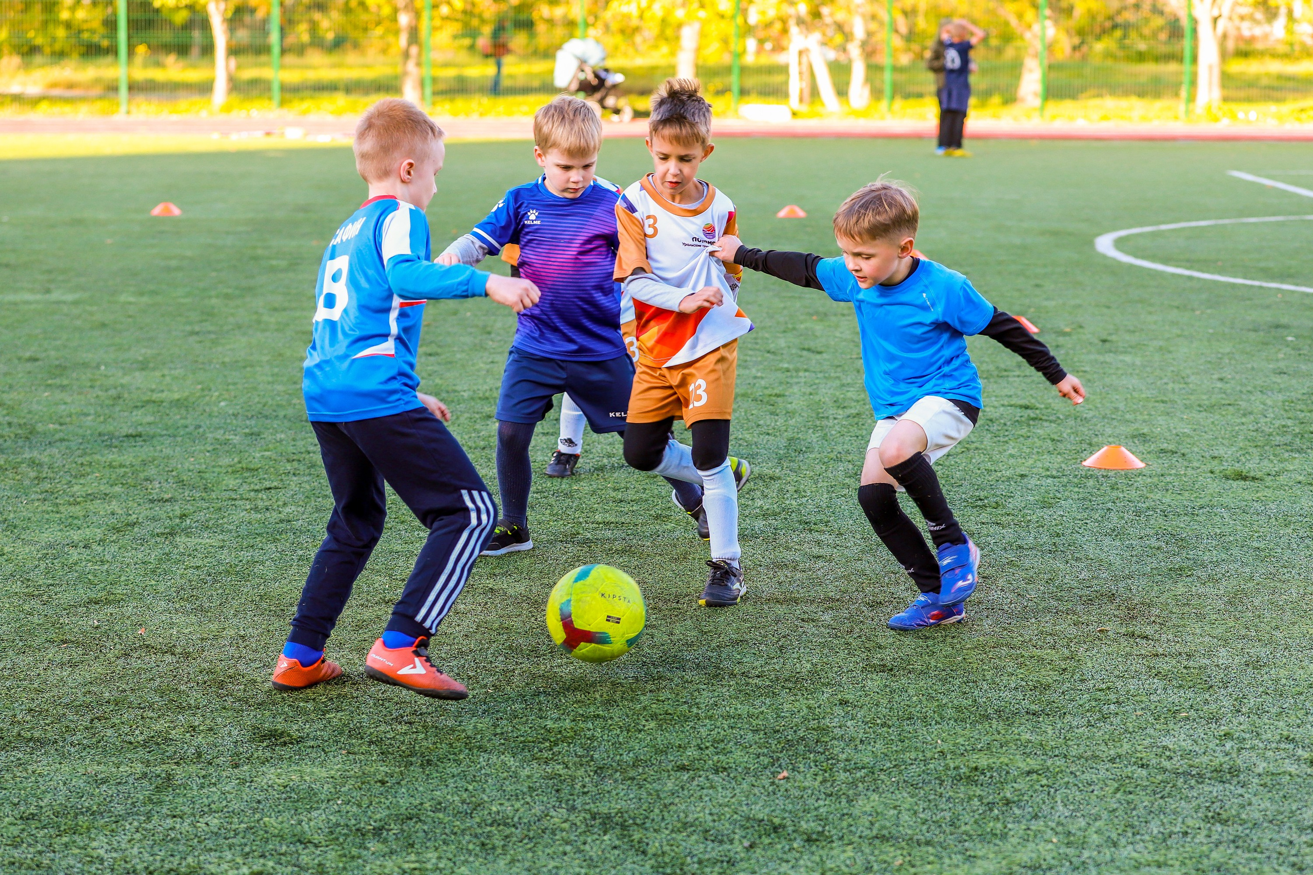 Детский футбол. Спортивный и репортажный фотограф в Екатеринбурге Пустовая Аделя