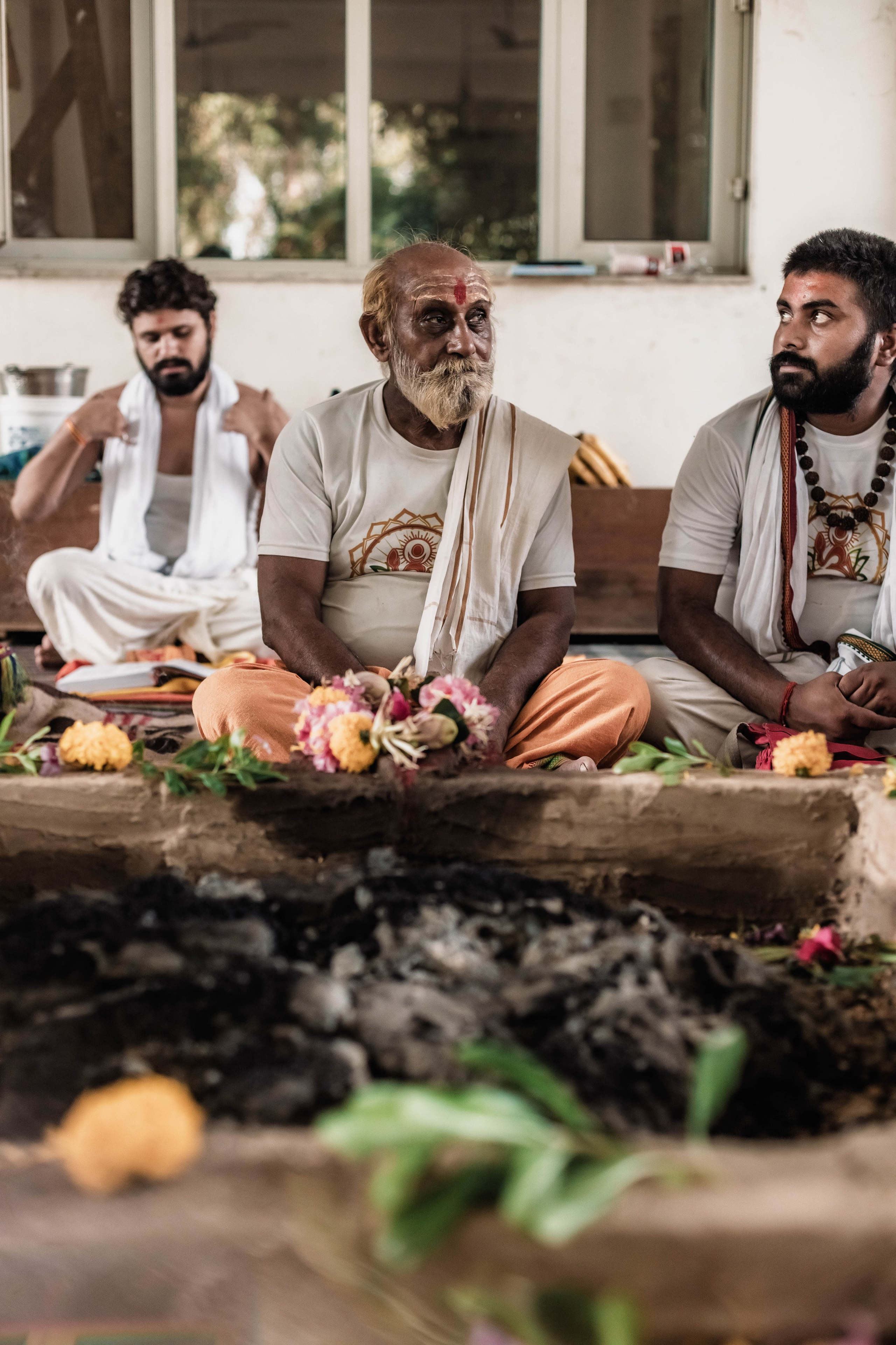 Pitri Paksha yagyas & poojas Devraha Baba ji ashram. Mariam Bagdasaryan