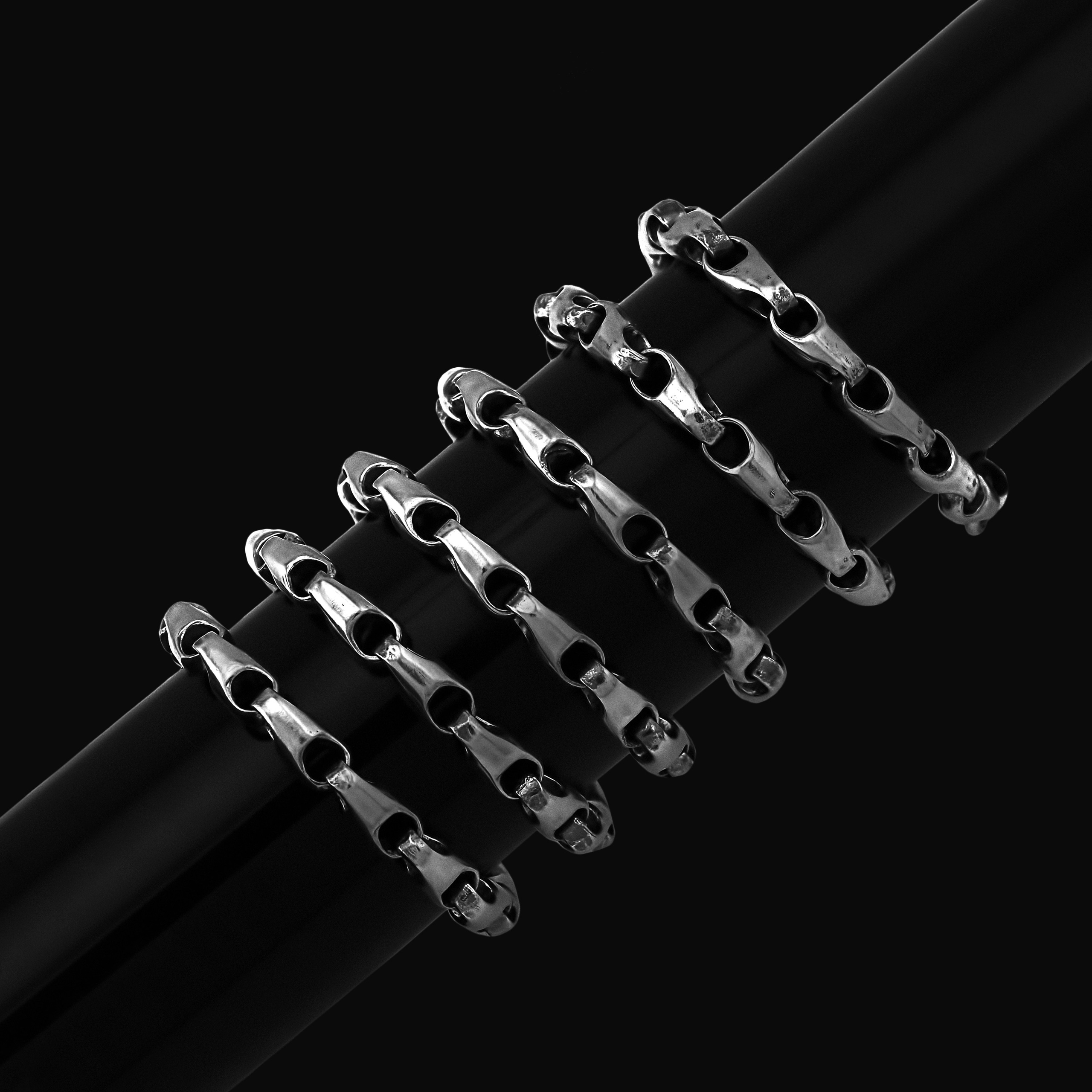 Профессиональная ретушь фотографий украшений на шею и браслетов | Студия SVITHART