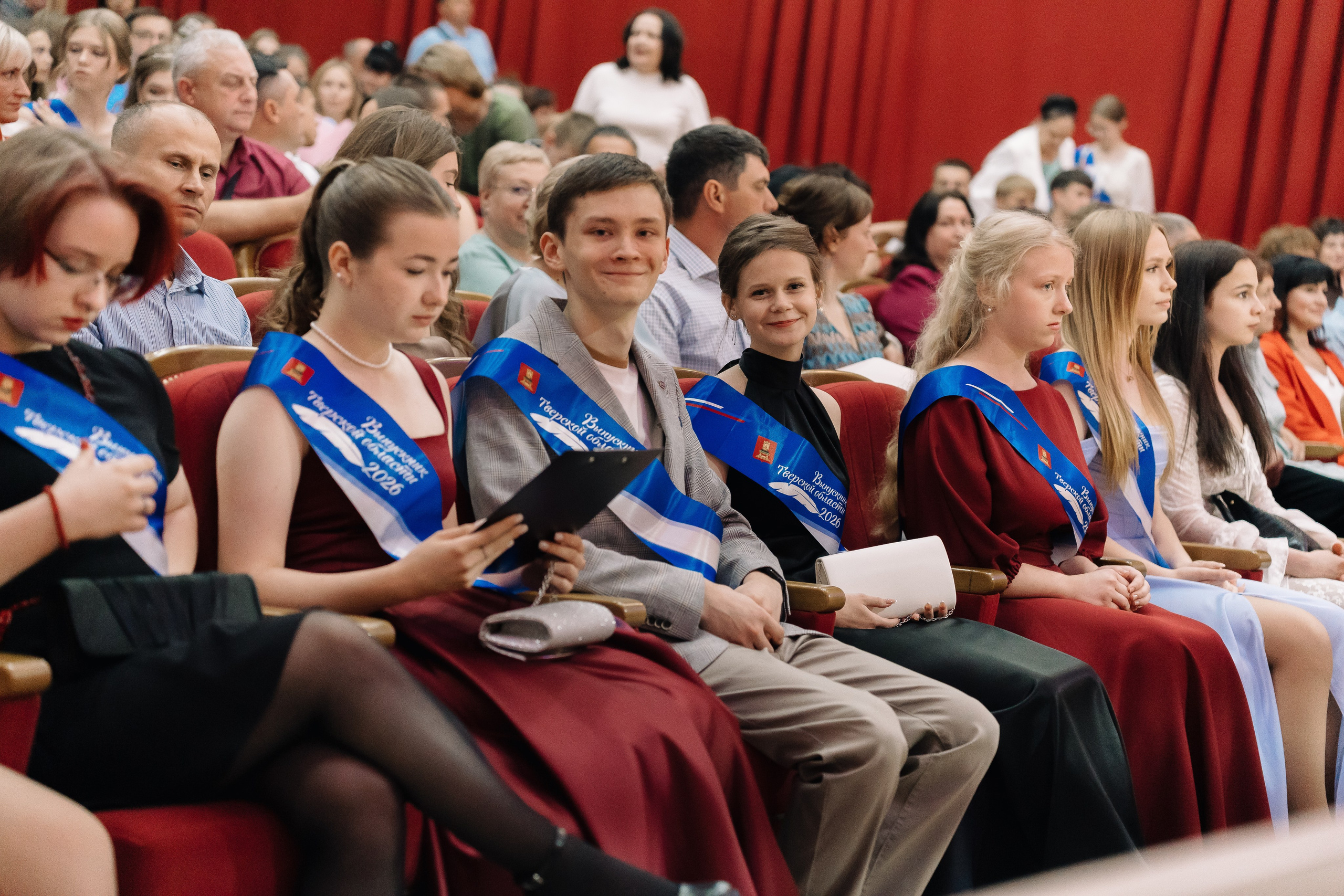 Выпускной 2026. Фотограф Торопец Кристина Абрамова Kanwellia photography