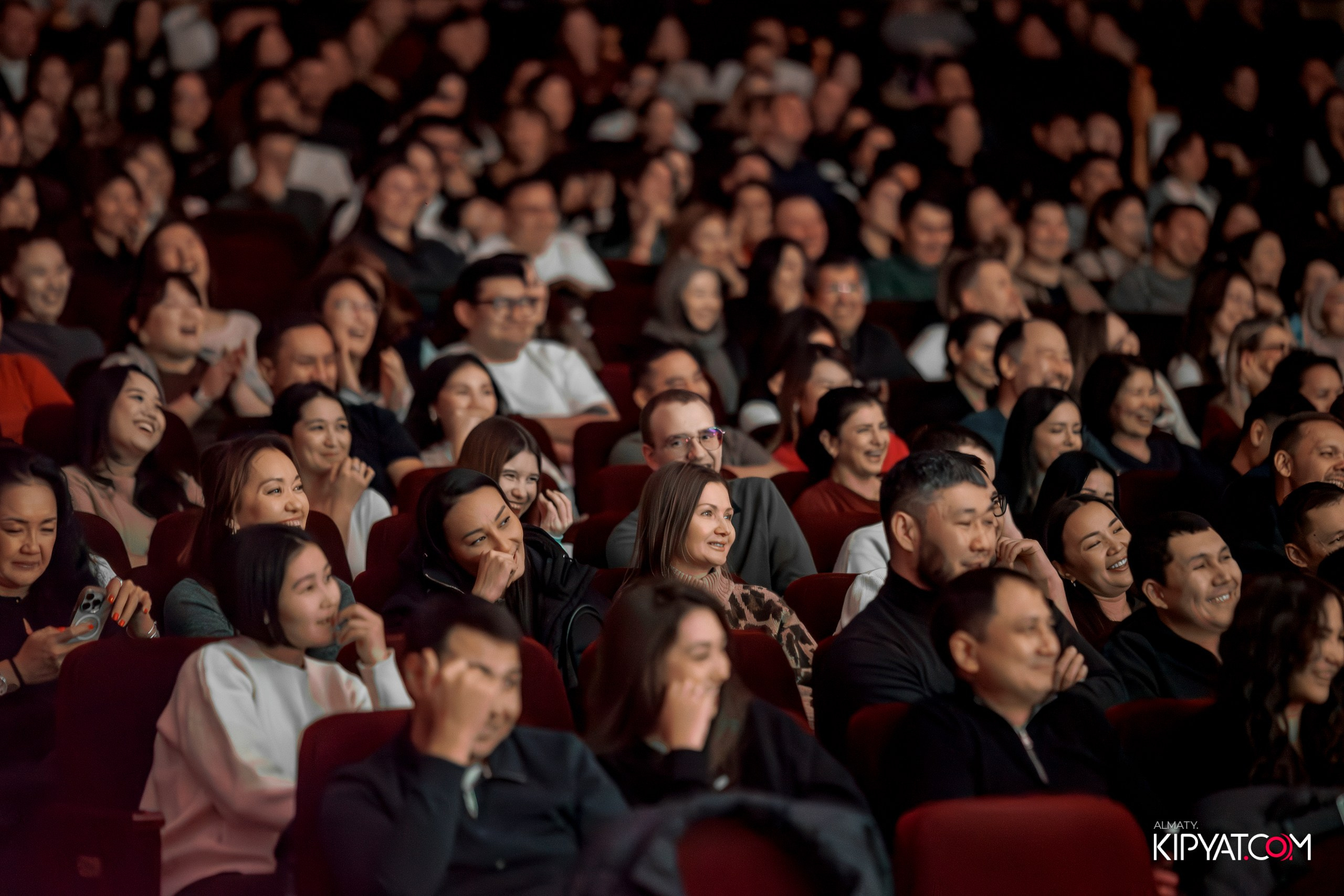 STAND UP КОНЦЕРТ АЛЕКСАНДА МЕРКУЛЬ. КИПЯТКОМ АЛМАТЫ! Фотосъемка мероприятий в Алматы
