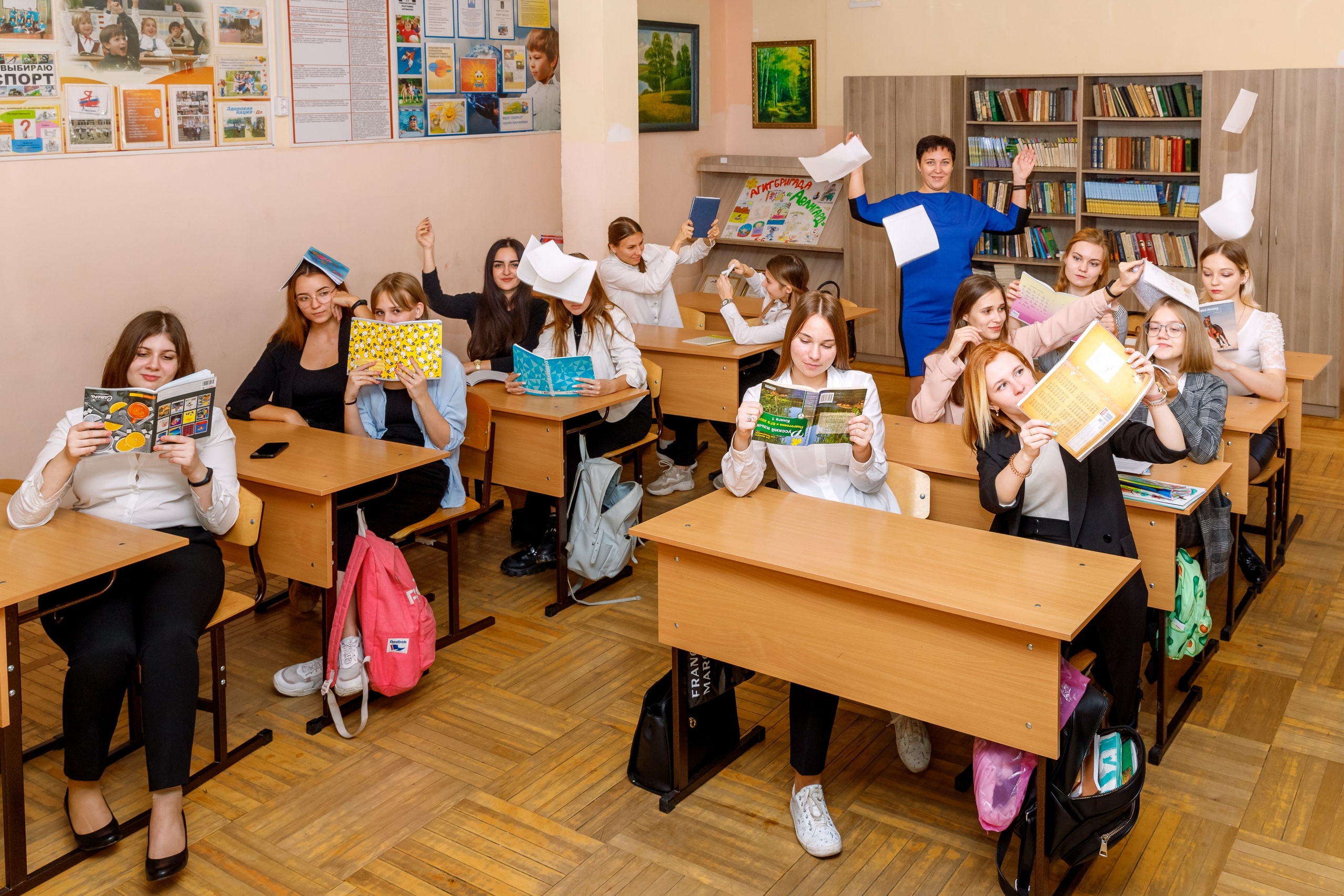 ОТ ЗВОНКА ДО ЗВОНКА. Марина Ушакова. Фотограф. Выпускные альбомы. г. Краснодар