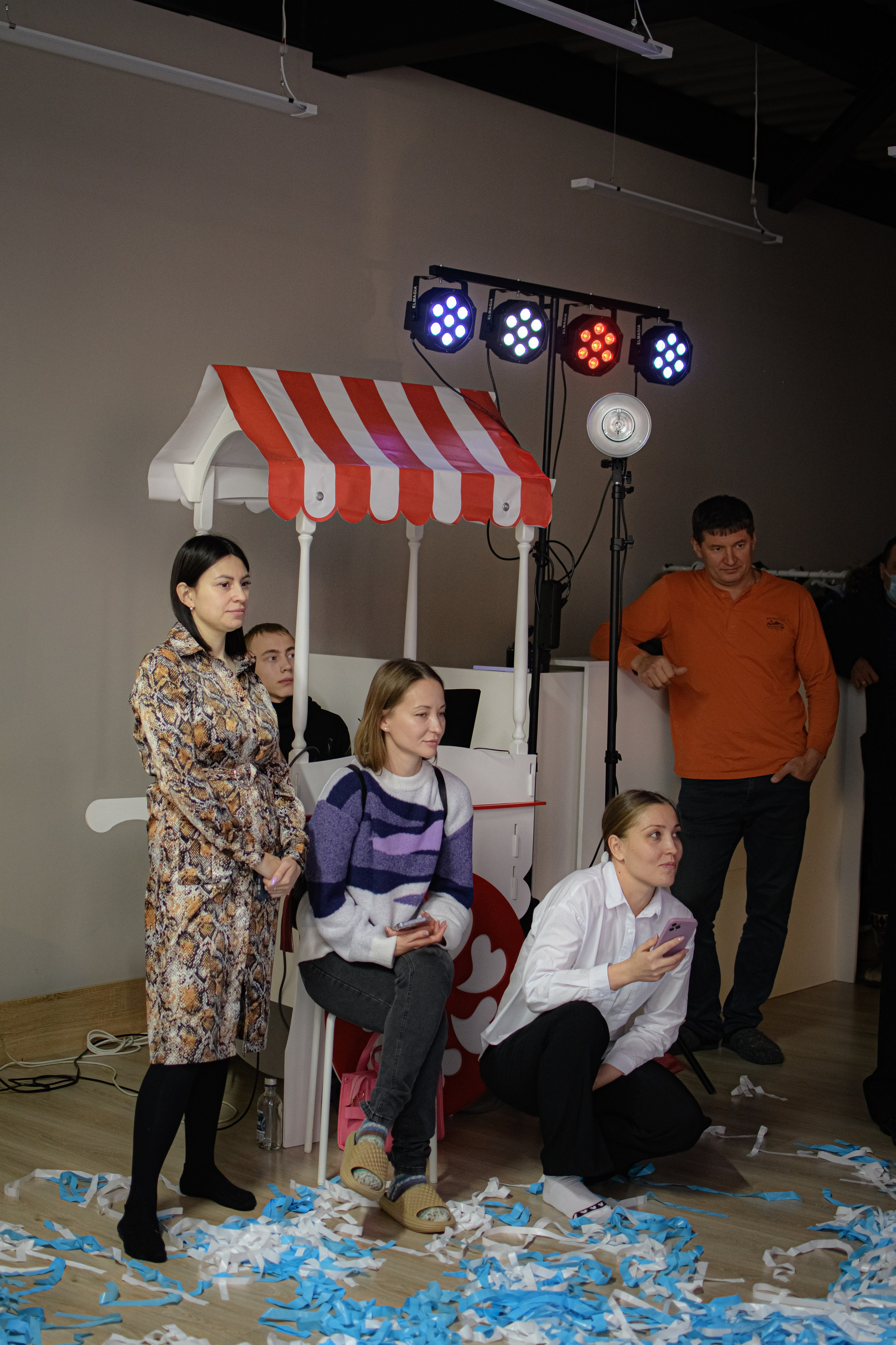 HAPPY NEW YEAR. Photokarish