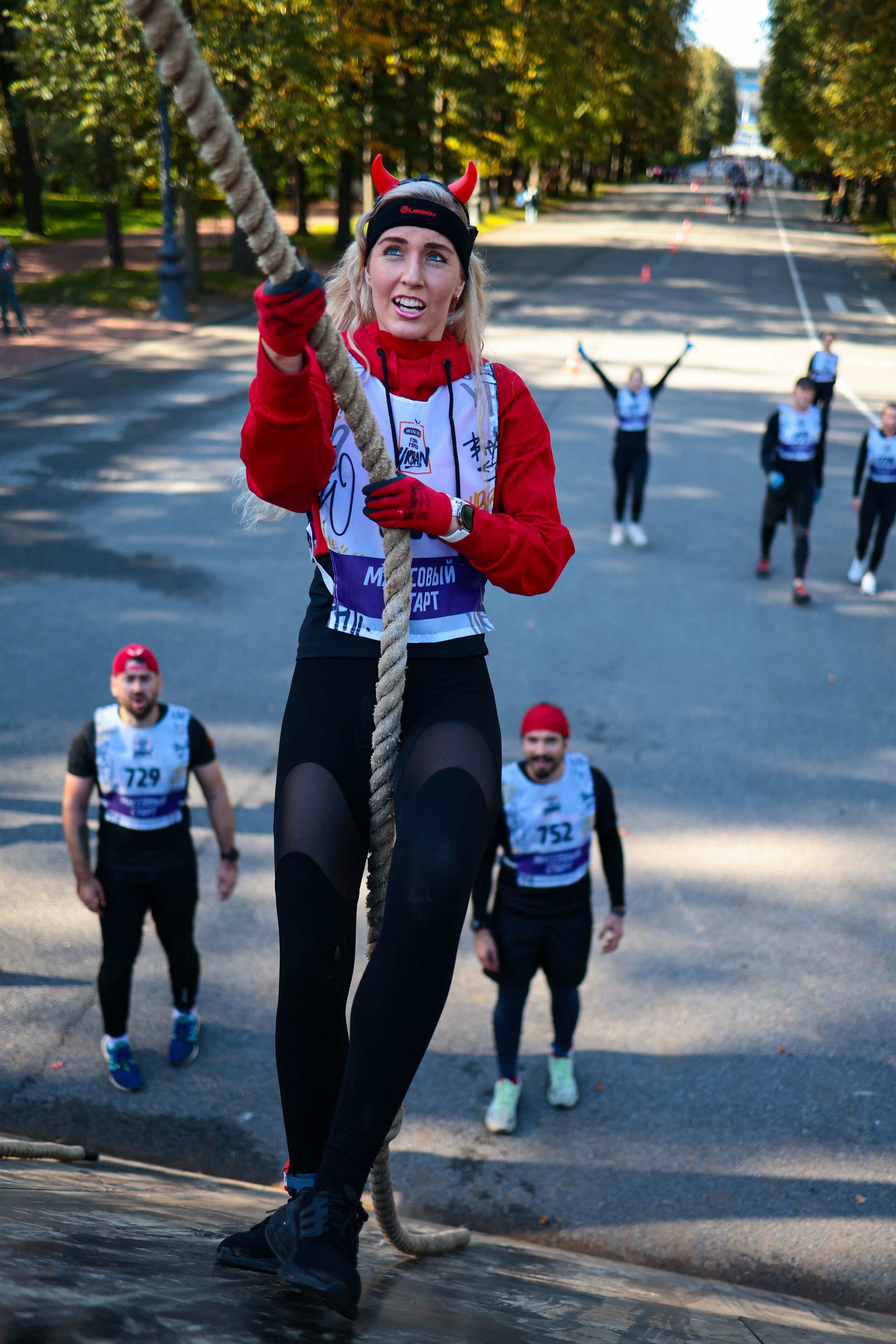 Гонка героев Урбан 2025. Спортивный фотограф в Санкт-Петербурге Илья Vacool