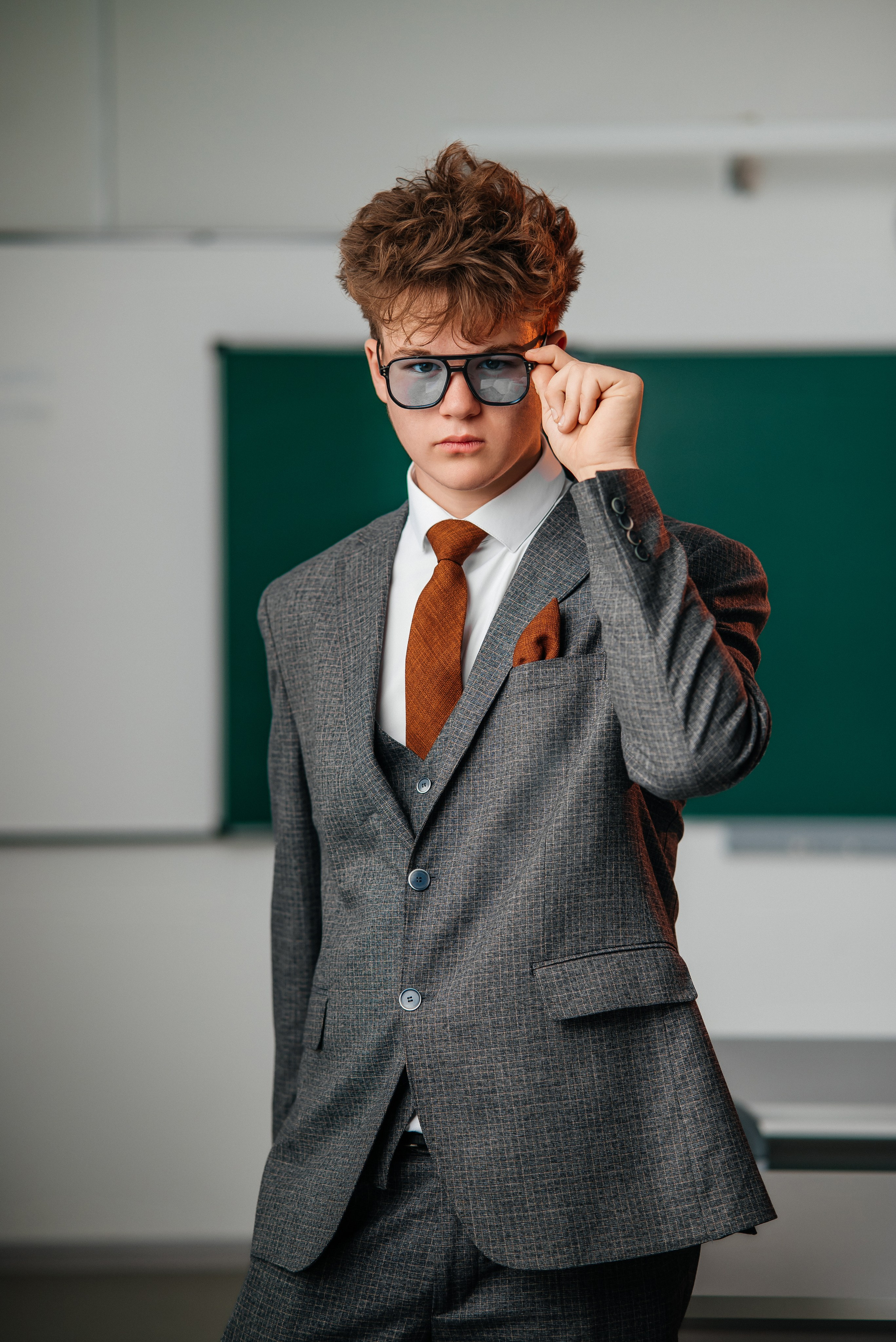 Портреты. Школьный фотограф в Валуйках. Фотосессии для выпускников и изготовление выпускных альбомов в городе Валуйки и в Белгородской области