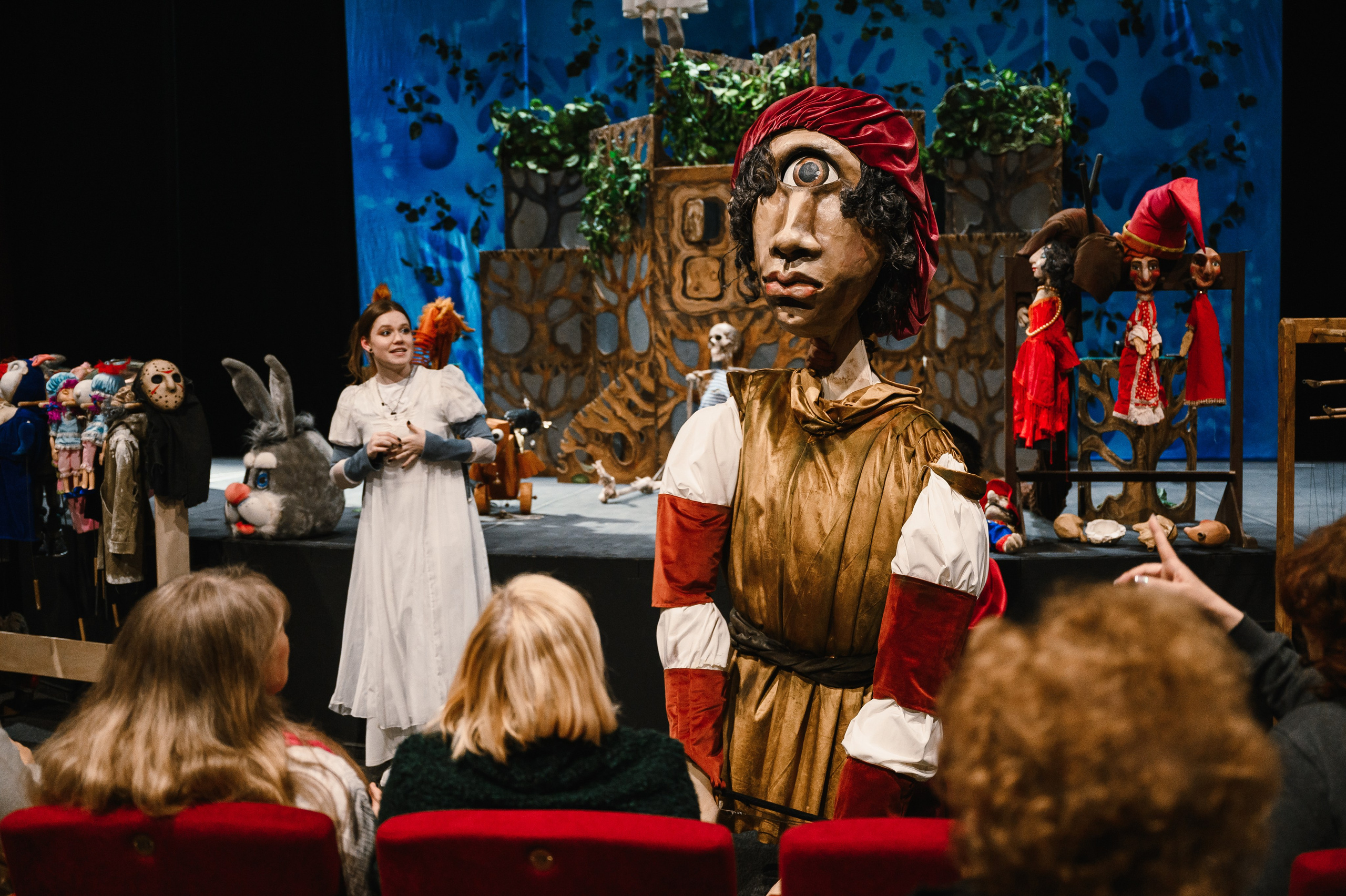 Ночная экскурсия в Театре Кукол. Свадебный и просто хороший фотограф в Челябинске