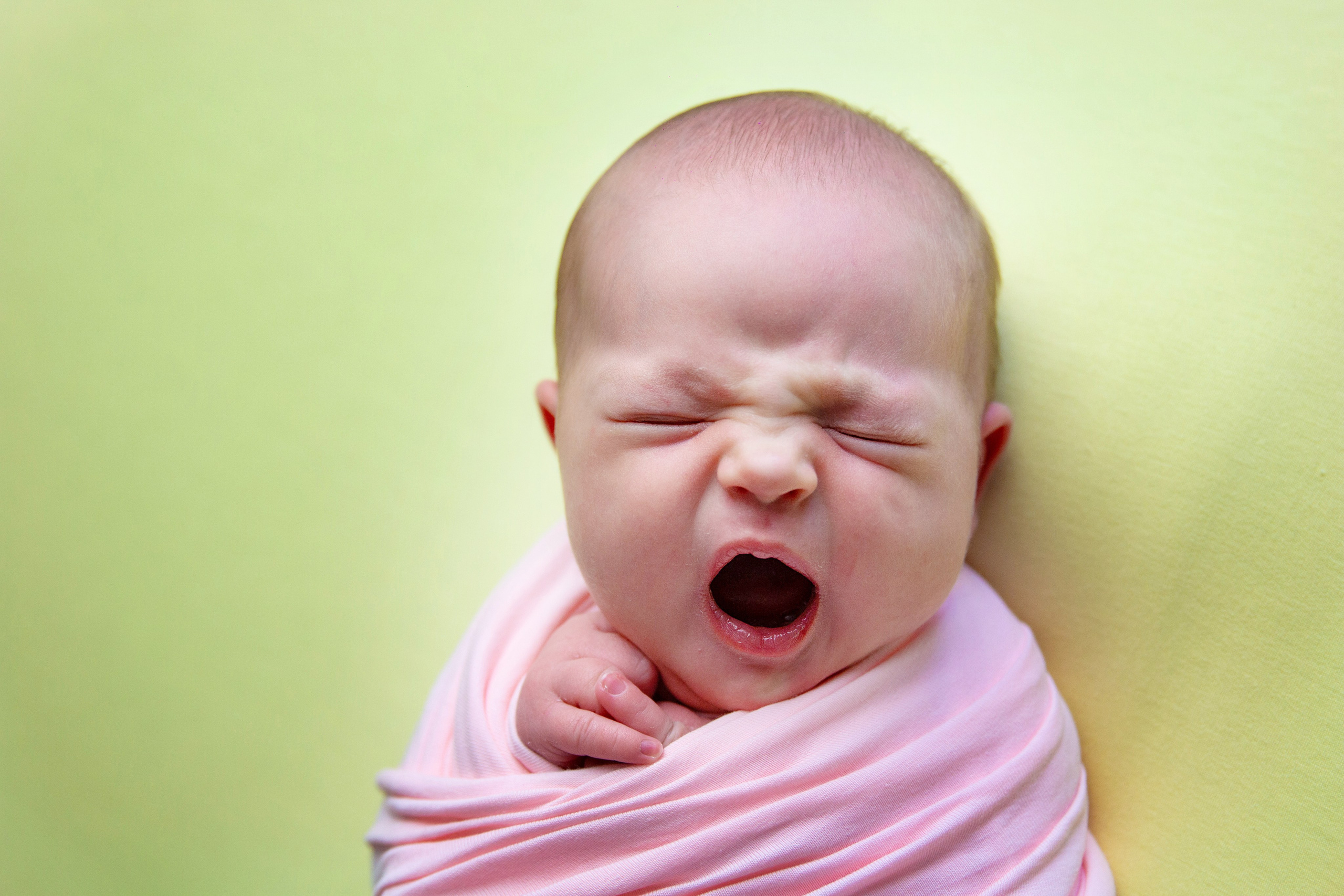 Профессиональная фотосессия новорожденного. Фотограф новорожденных Жуковский Раменское