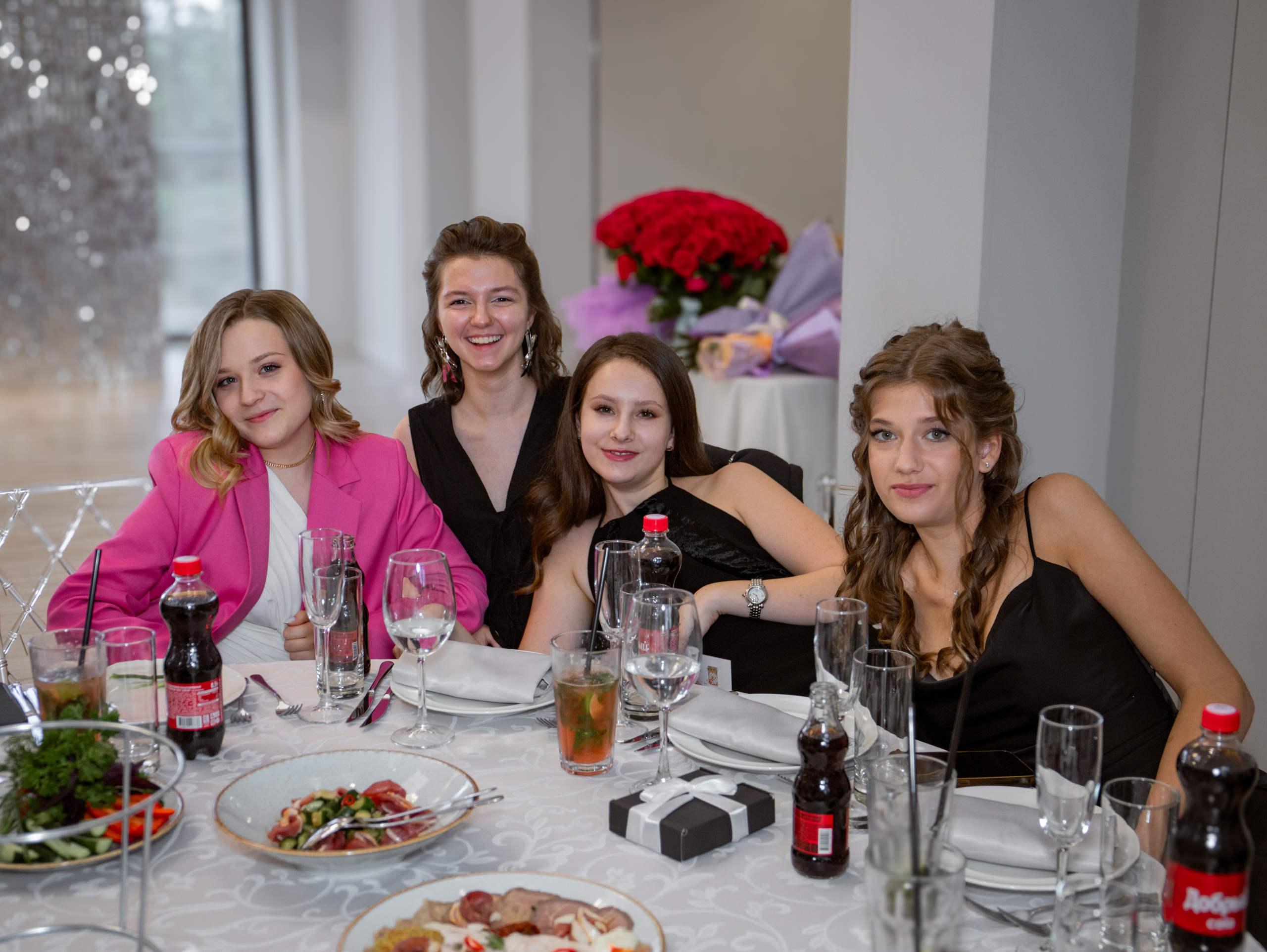 Выпускной 9 класс 2024. Свадебный и семейный фотограф в Москве Мила Широких