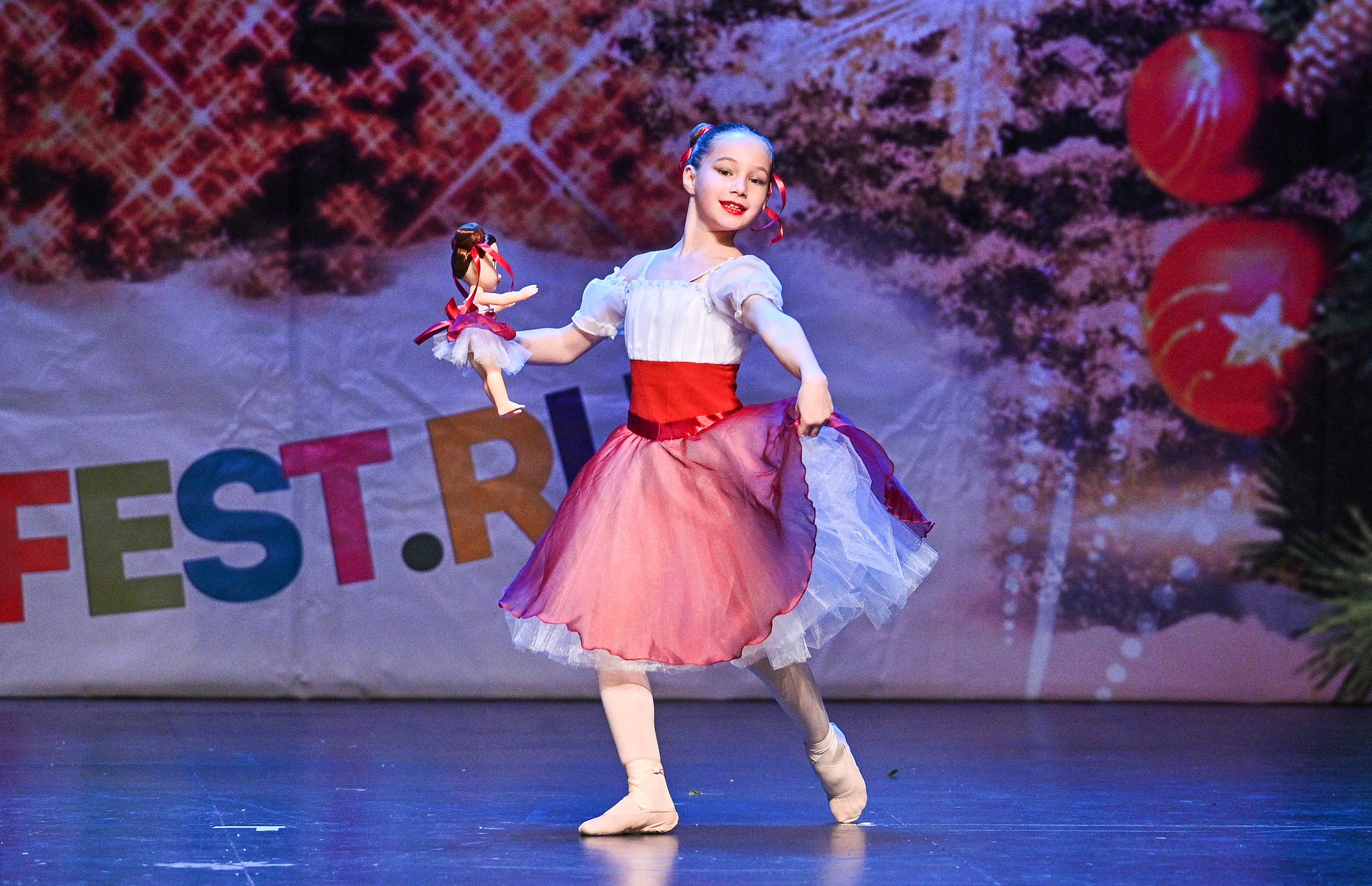 14.11.2024 «Новогодний Звездопад Талантов» Фестивальное движение «Шаг к мечте» г. Москва. Медиастудия Фото Концепт