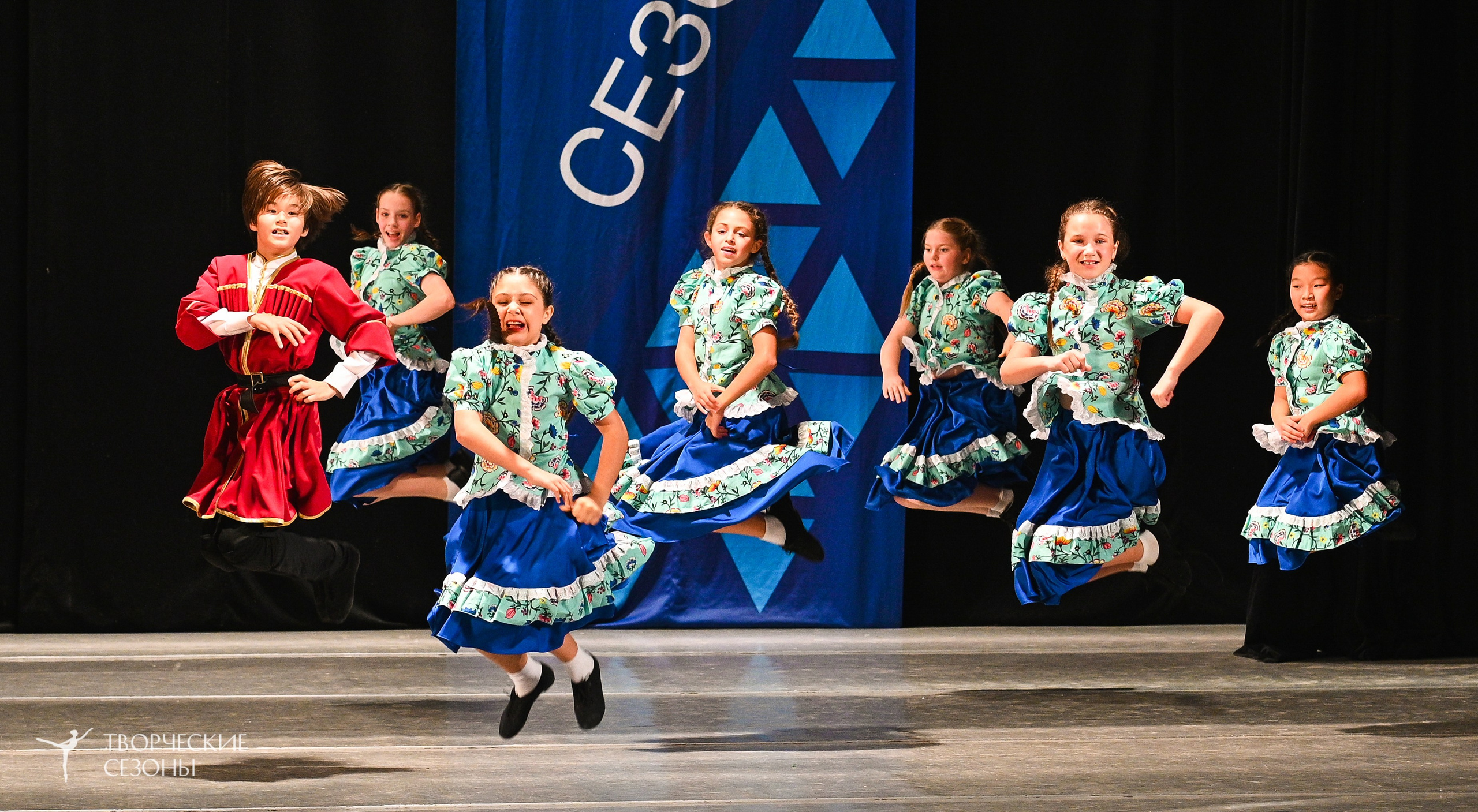 22.11.2025 IV Всероссийский хореографический фестиваль «Россия танцует на Волге». Медиастудия Фото Концепт