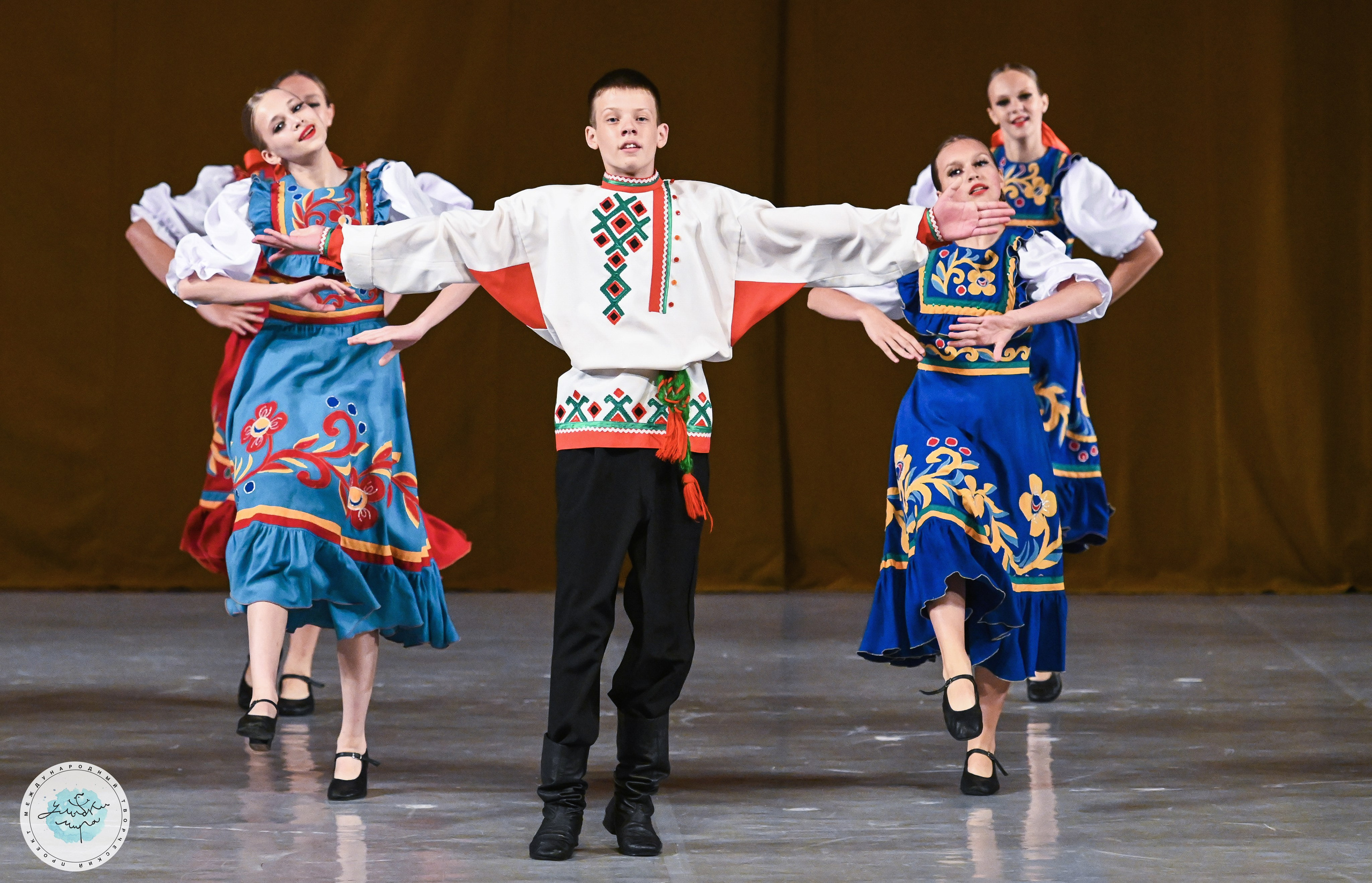 08.07.2025 «Улыбки Мира» Финал Международного творческого проекта г. Санкт-Петербург. Медиастудия Фото Концепт