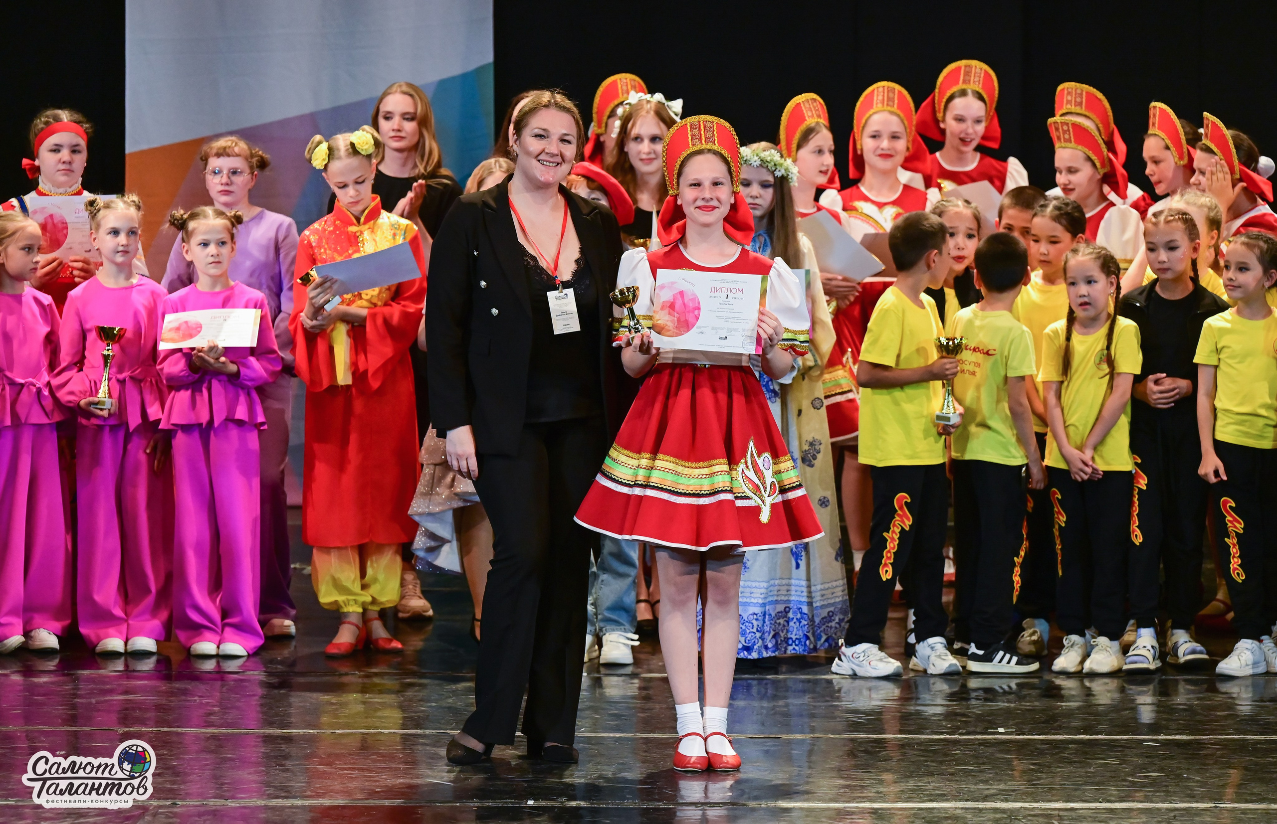 13.06.2025 «Салют Талантов» 41-й Международный фестиваль-конкурс «МОСКВА ВЕРИТ ТАЛАНТАМ» г. Москва. Медиастудия Фото Концепт