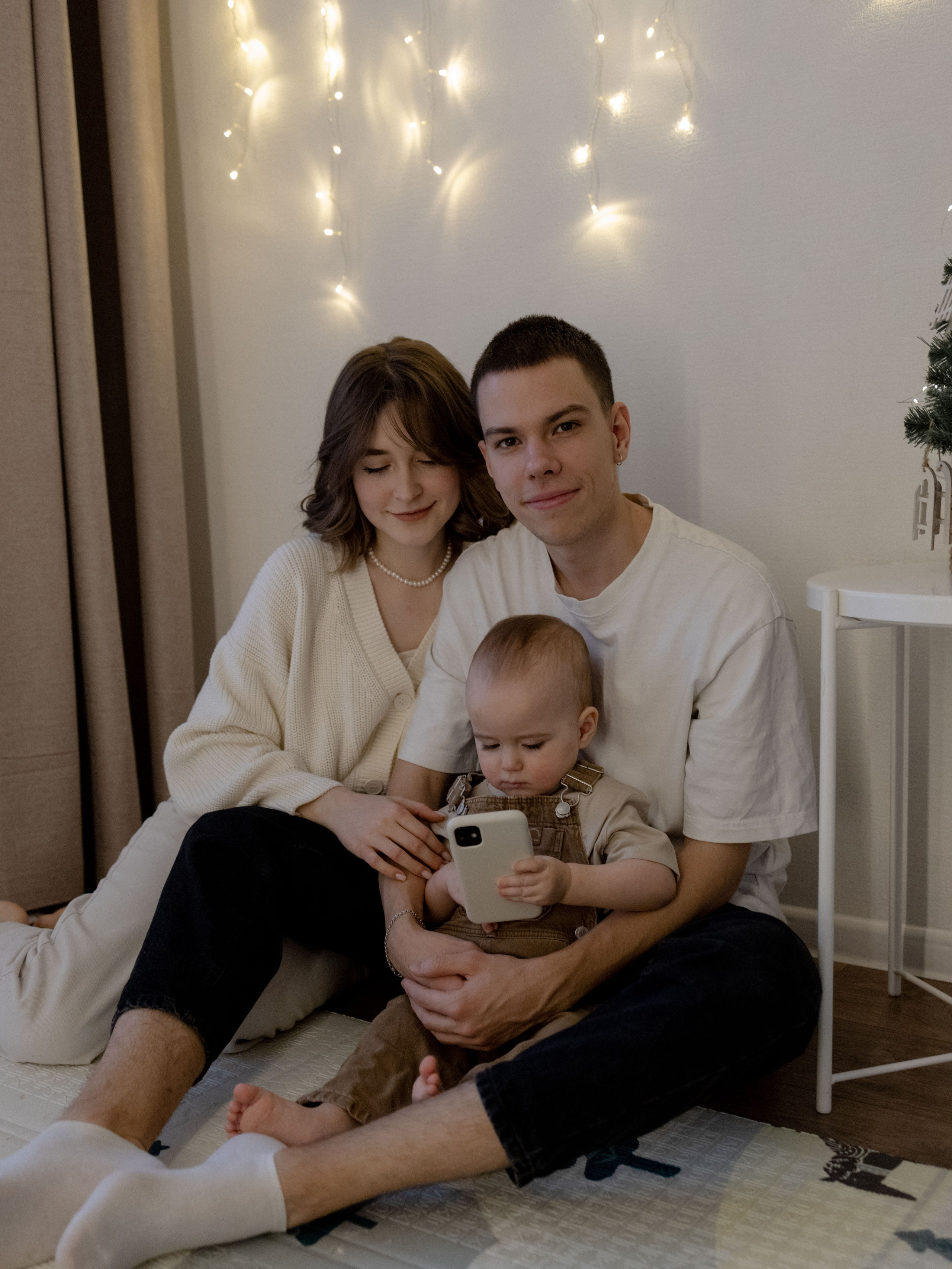 Новый Год. Миша, Алёна и Марк. Фотограф Дарья Соколовская