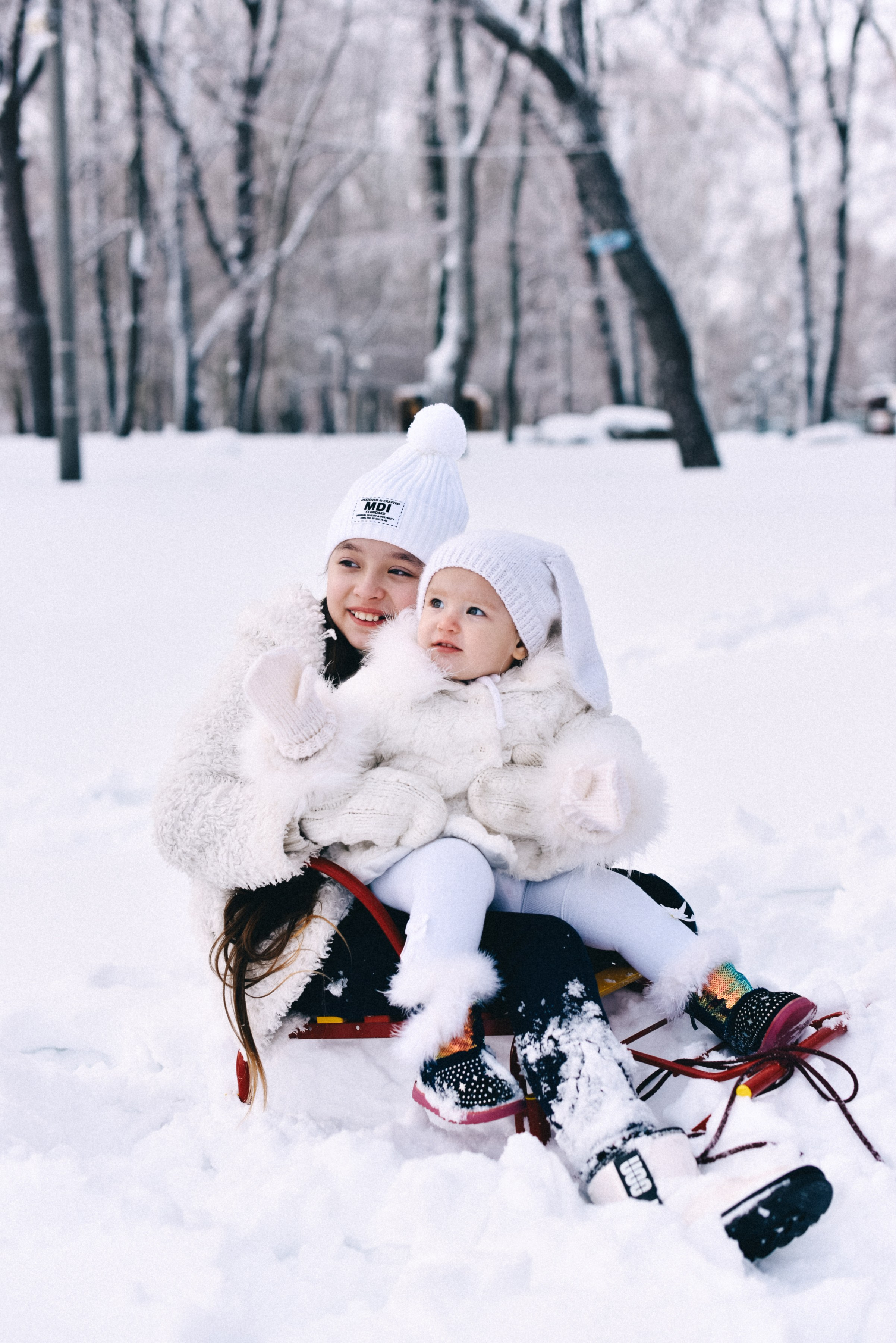 Девочки зима