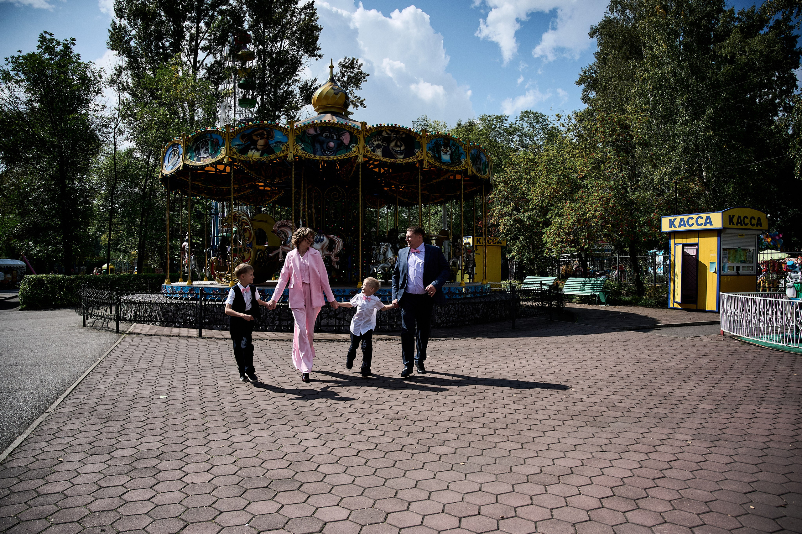 Семейная фотосессия в парке Гагарина, Новокузнецк — фотограф Иван Третьяков