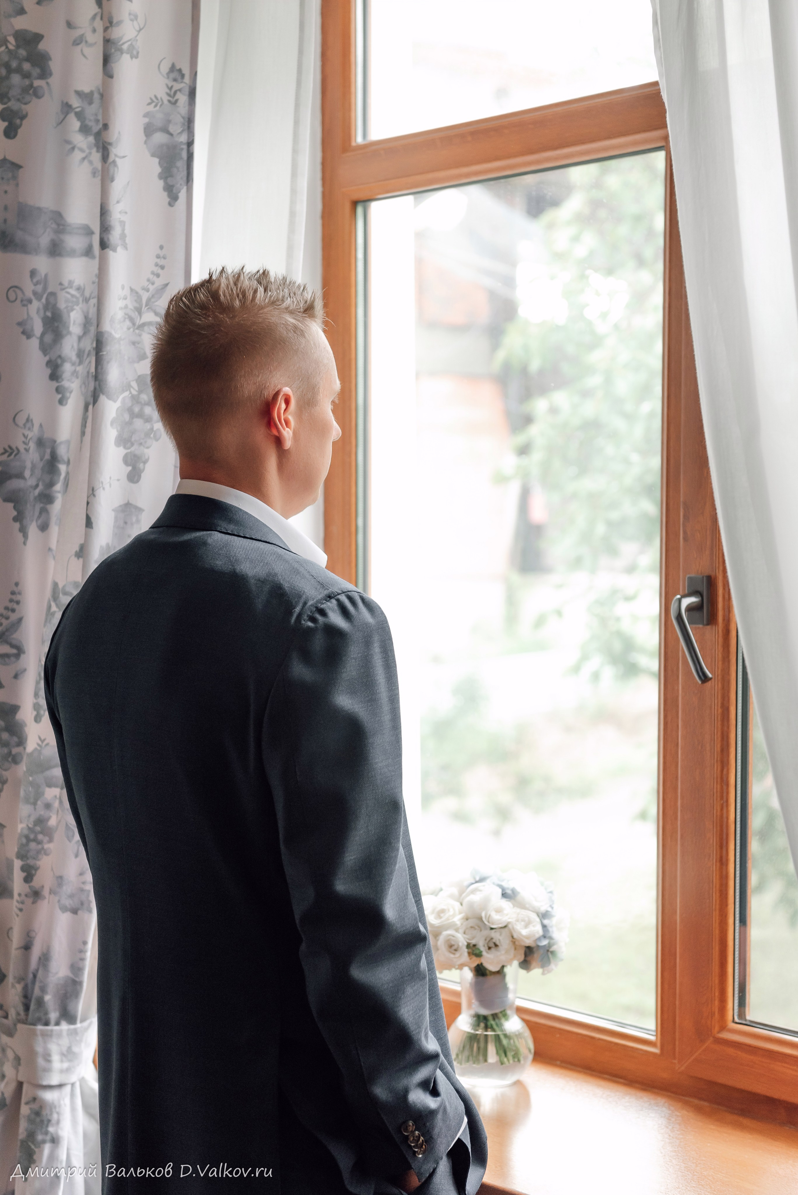 Сборы Михаила и Марины. Интерьерный и репортажный фотограф в Краснодаре Дмитрий Вальков