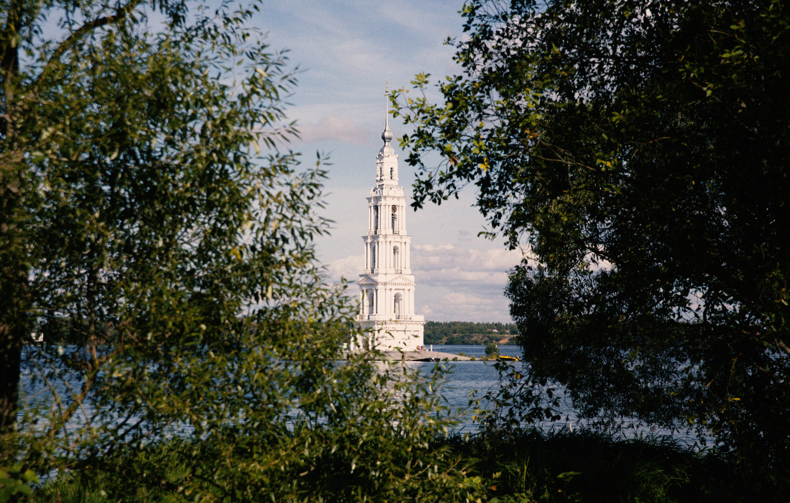 EARTH. Neumann’s moon