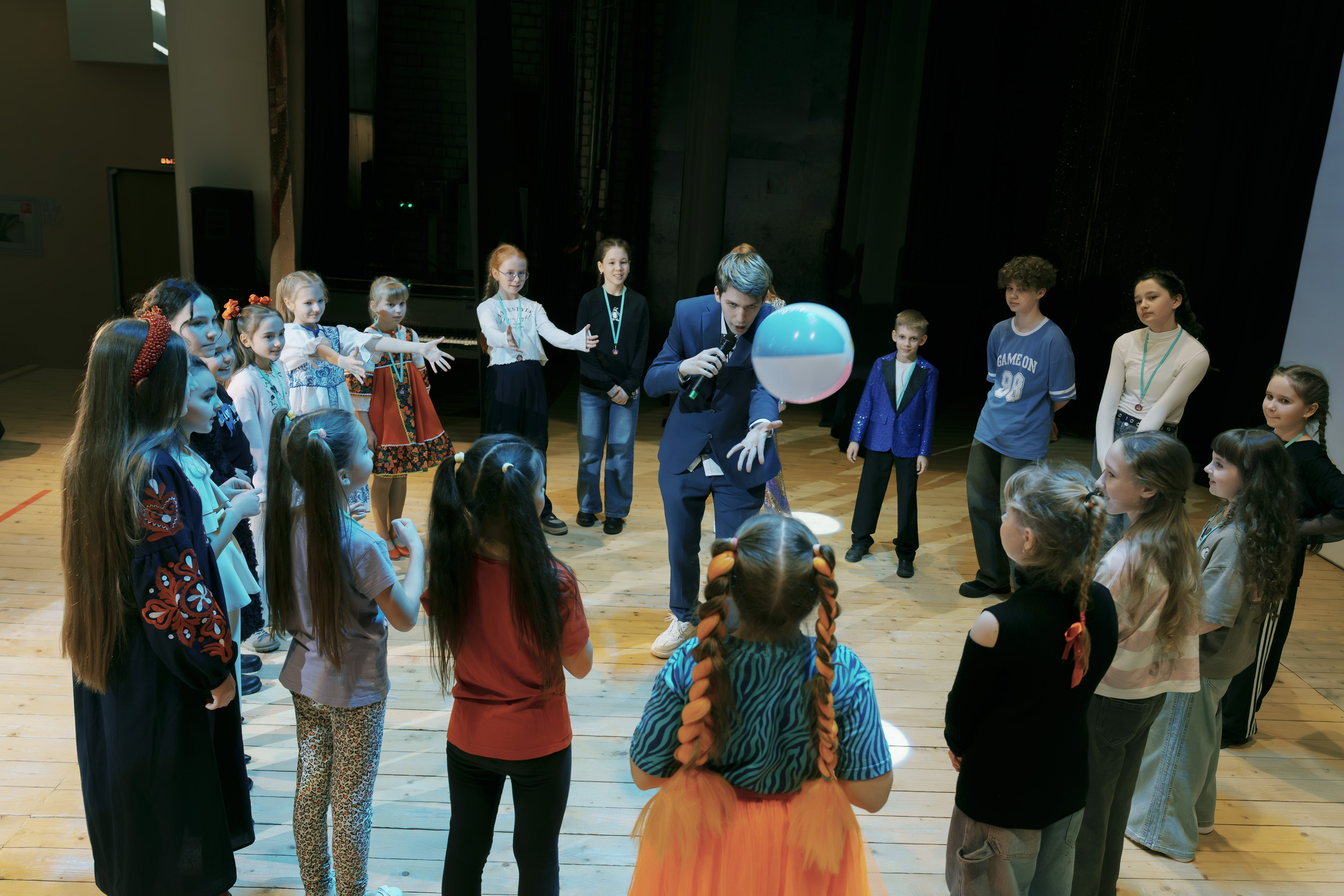 Арт-объединение Творческие люди. ДК Литвинки «Вместе ярче». Фотограф Евгений Егоров