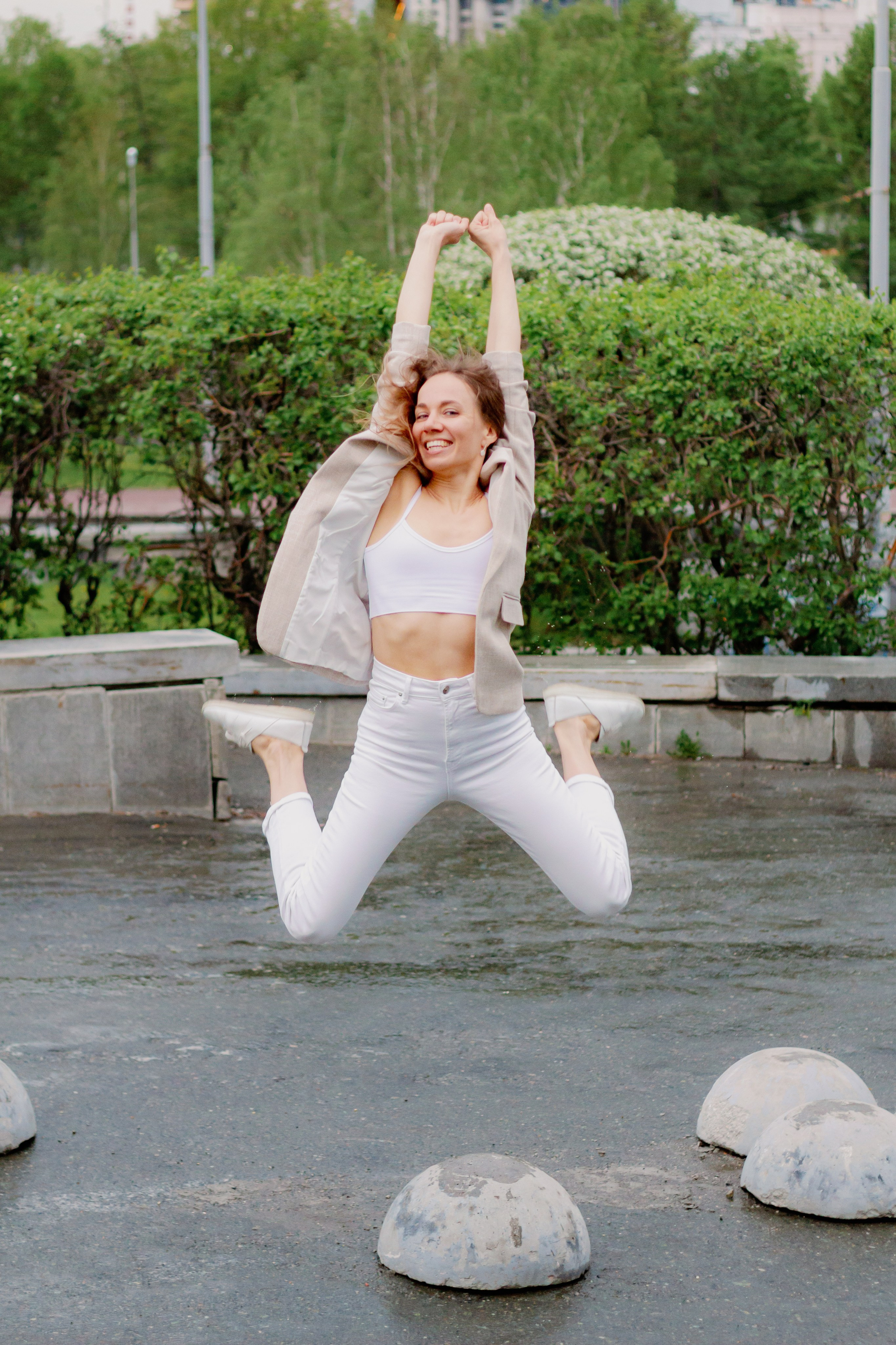 Фотосессия с цветущими яблонями, Екатеринбург. Фотопрогулка. Фотограф в Екатеринбурге Пойгина Елена