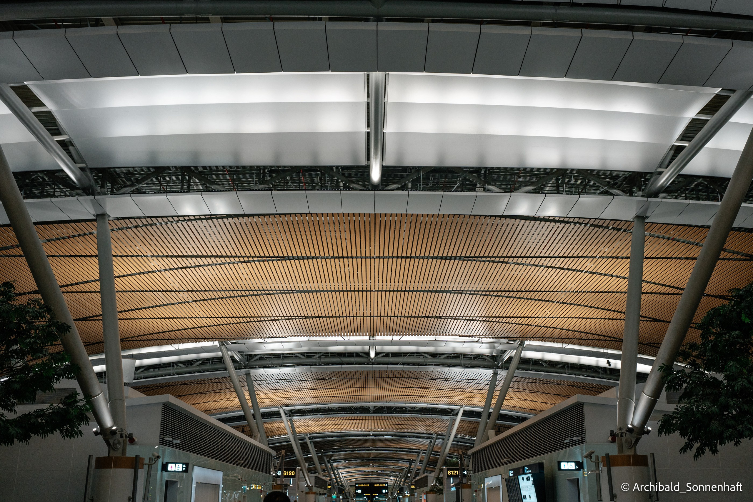 Couple of days in Thai. Photographer in Guangzhou, China. Archibald Sonnenhaft