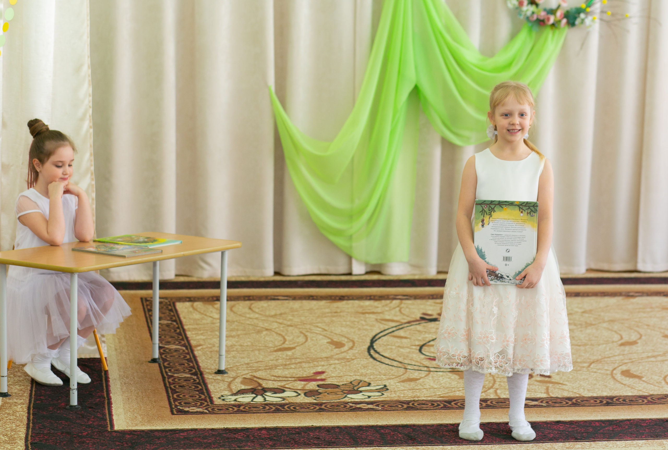 Выпускные и Утренники. Фотограф новорожденных и семейный фотограф НСО г. Бердск Марина Львова