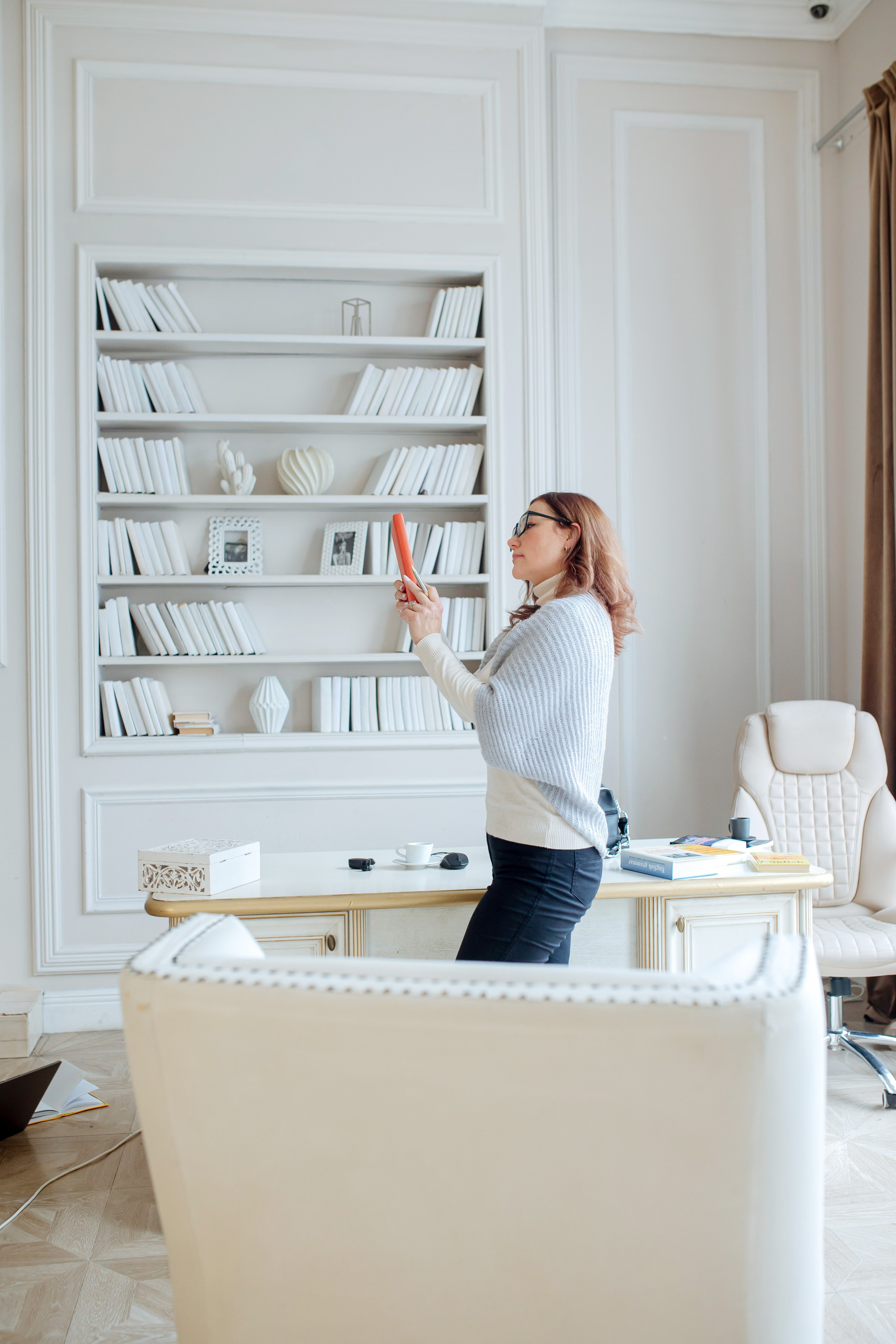 Елена. Контент-сьёмка для преподавателя. Фотограф в Геленджике, Архипо-Осиповке, Абрау-Дюрсо, Кринице Виктория