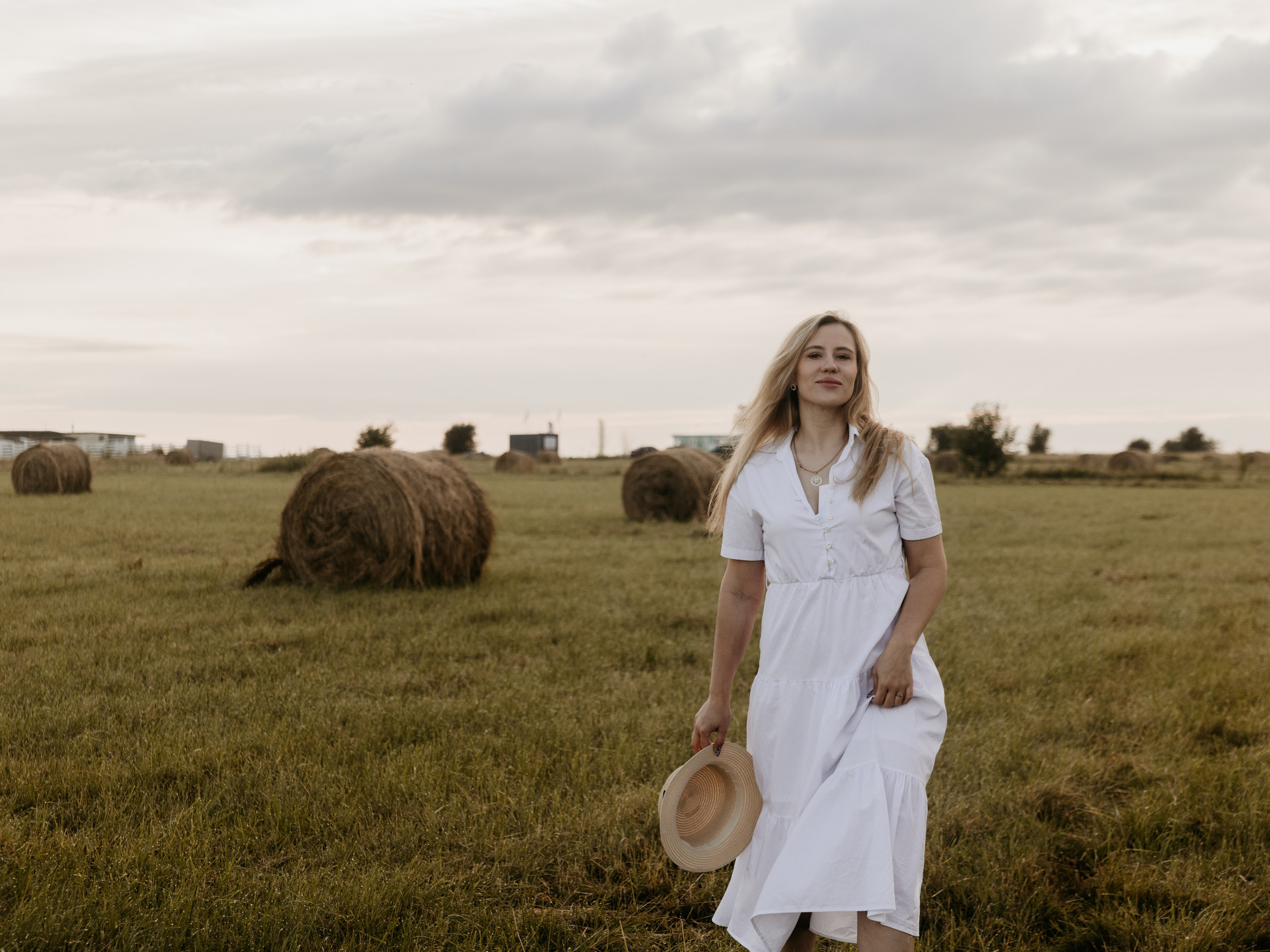 Поле. Портретный фотограф в Калининграде Алеся Раух